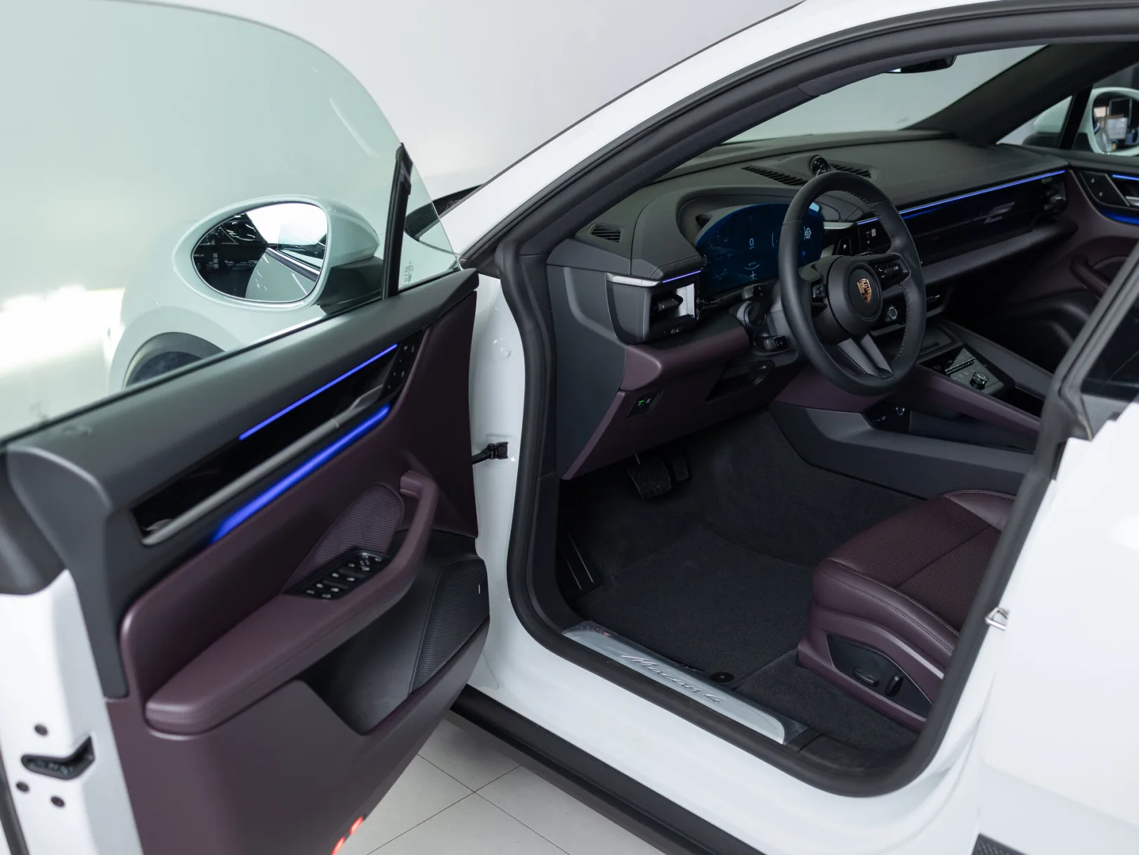 Porsche Macan II, 2024 — экстерьер, фото 7