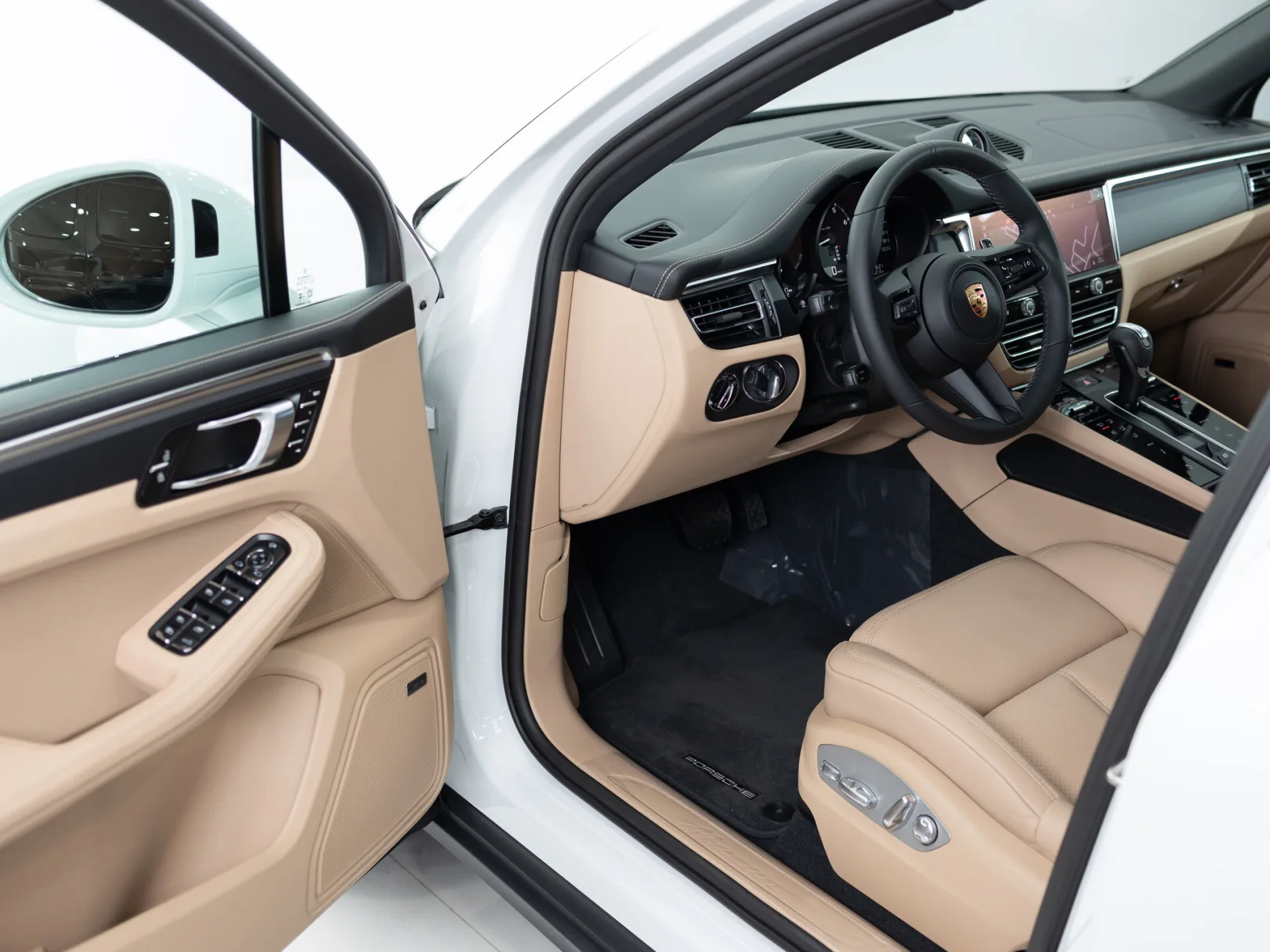 Porsche Macan Базовая I Рестайлинг 2, 2024 — экстерьер, фото 7