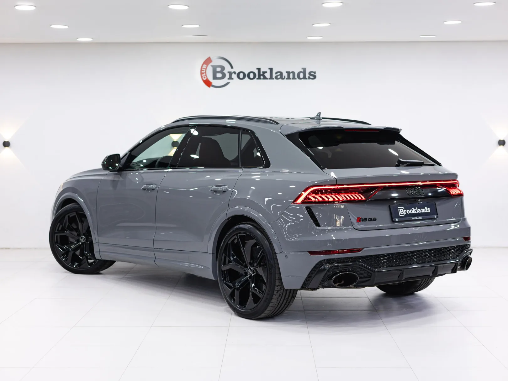 Audi RS Q8 TFSI I, 2023 — экстерьер, фото 6