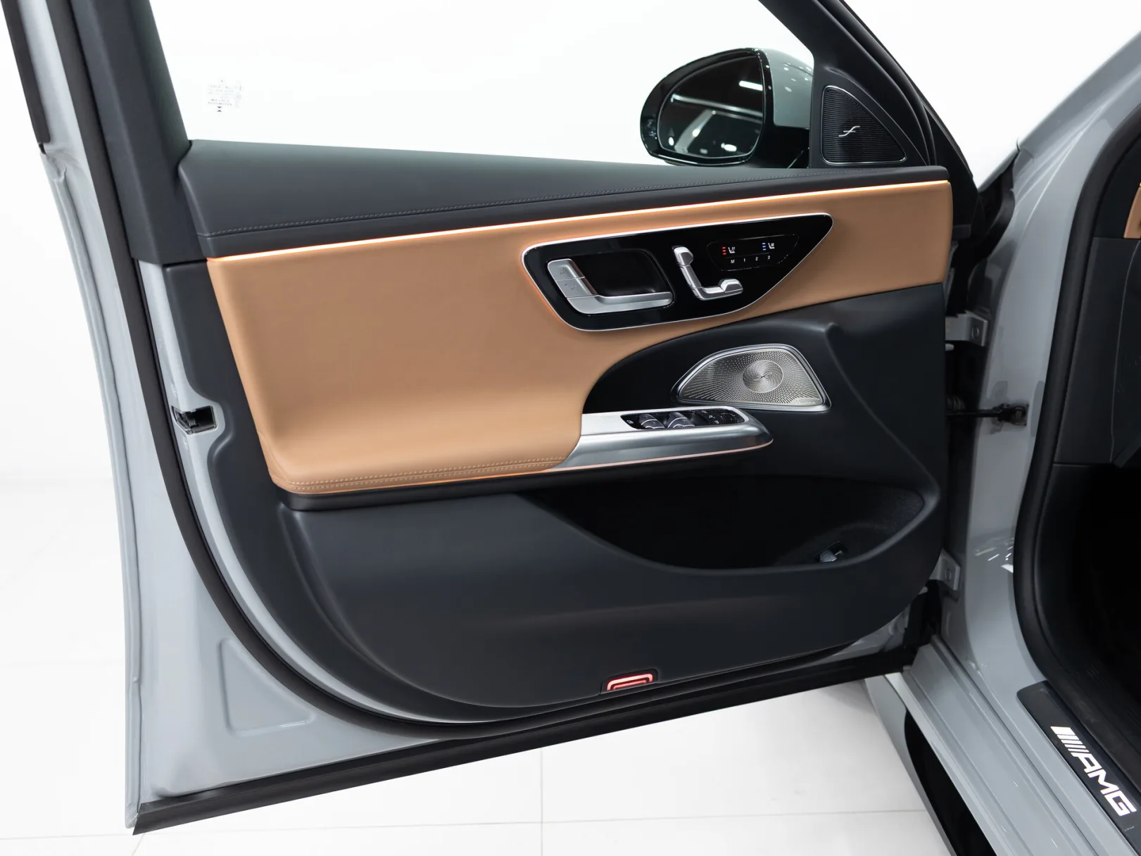 Mercedes-Benz E-Класс AMG E 53 4MATIC+ VI (W214), 2025 — экстерьер, фото 8