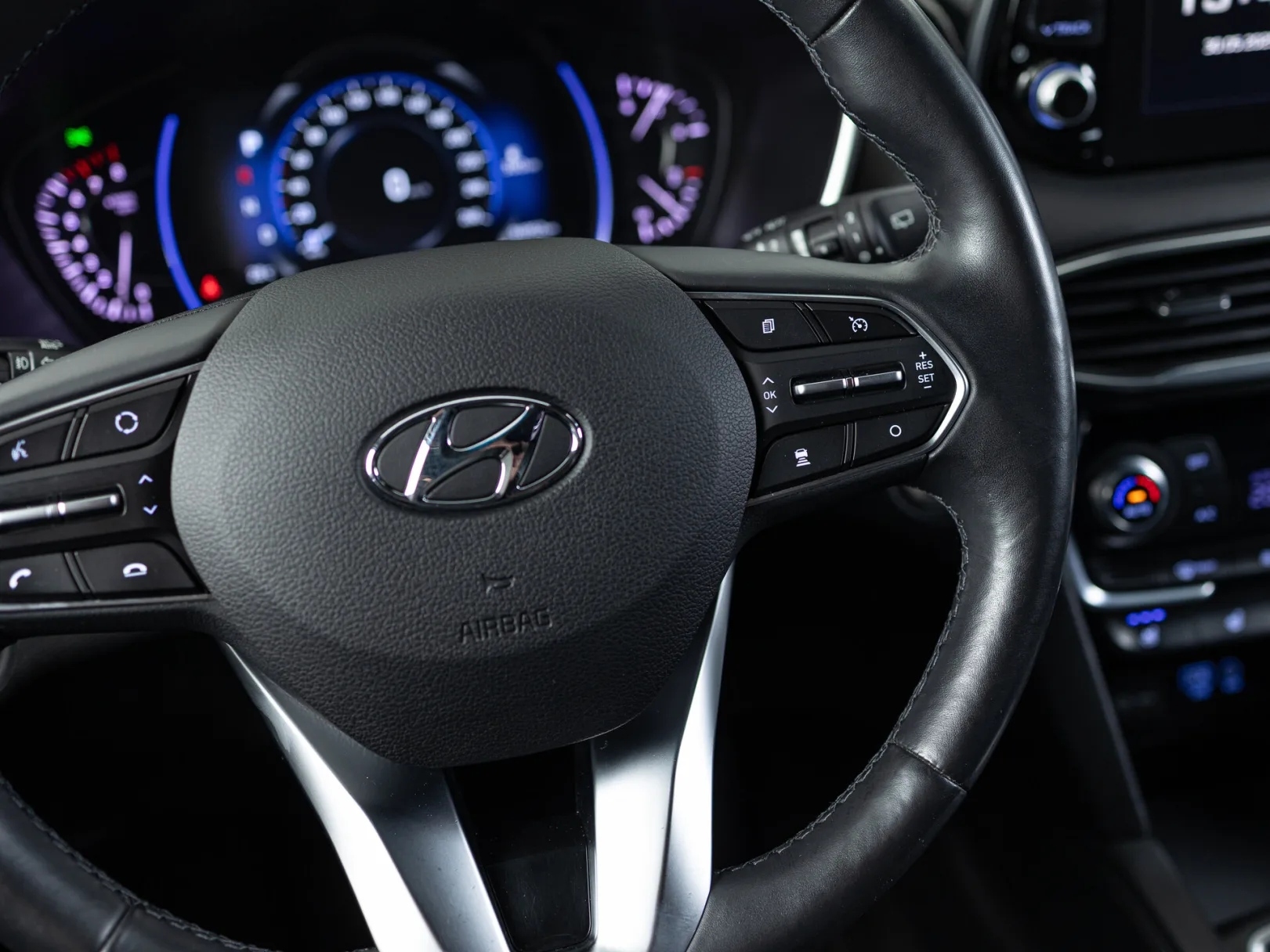 Hyundai Santa Fe Premier 7 мест + Smart Sense IV, 2018 — экстерьер, фото 15