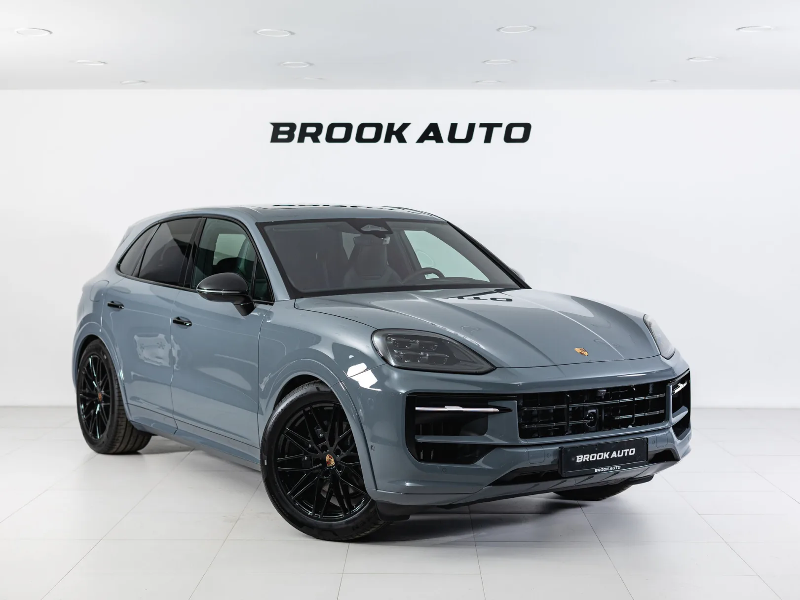 Porsche Cayenne Базовая III Рестайлинг, 2026 — экстерьер, фото 3