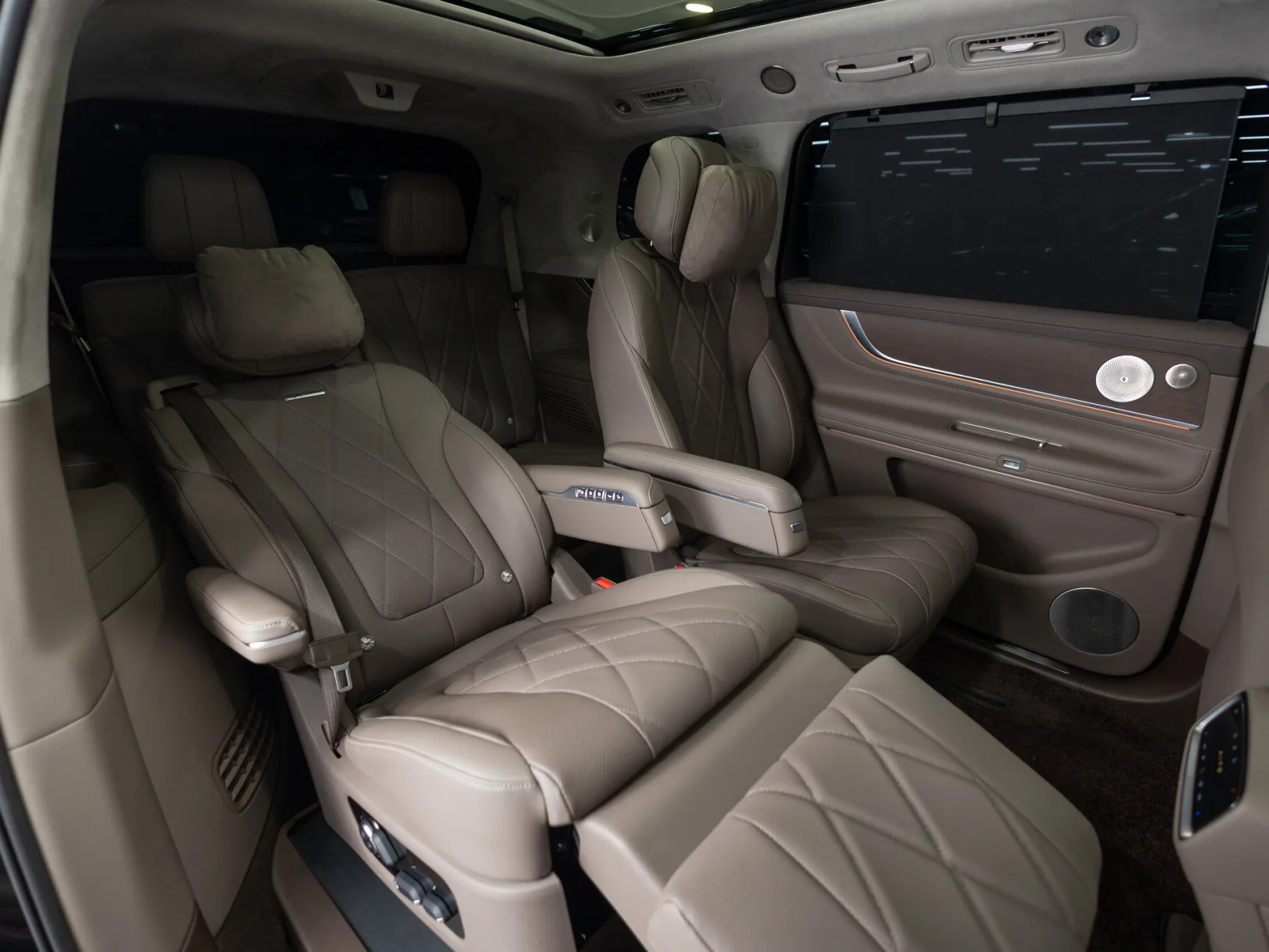 Aito M9 Max Extended Range 6-seater I, 2025 — экстерьер, фото 34