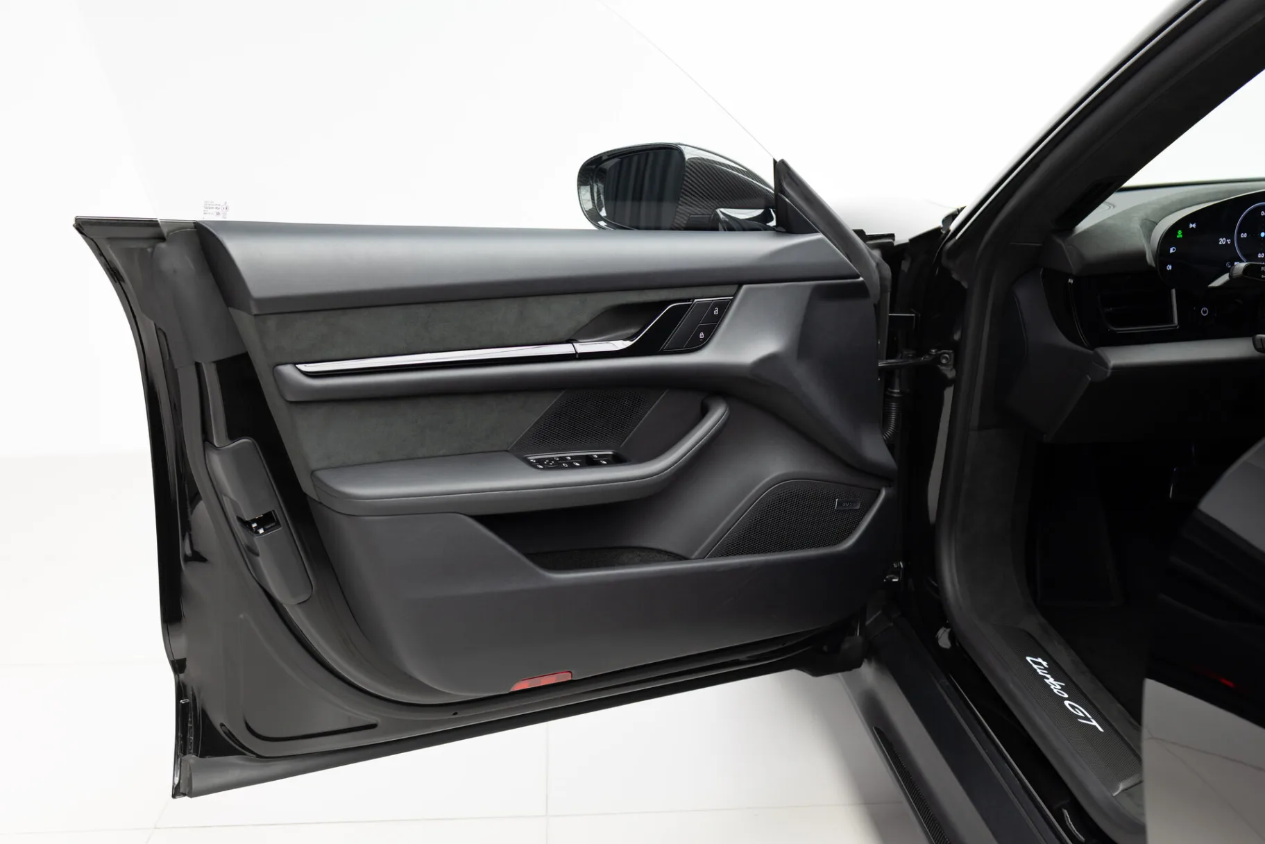 Porsche Taycan Turbo GT Weissach I Рестайлинг, 2024 — экстерьер, фото 8