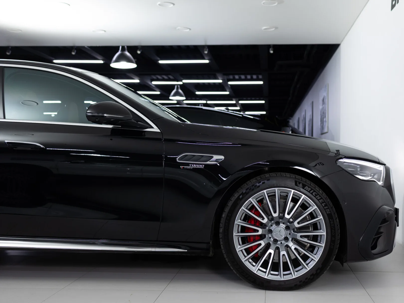 Mercedes-Benz E-Класс AMG E 53 4MATIC+ VI (W214), 2024 — экстерьер, фото 38