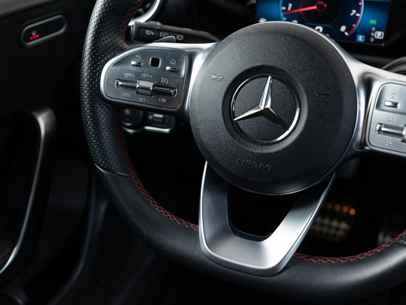 Mercedes-Benz A-Класс IV (W177), 2018 — экстерьер, фото 14
