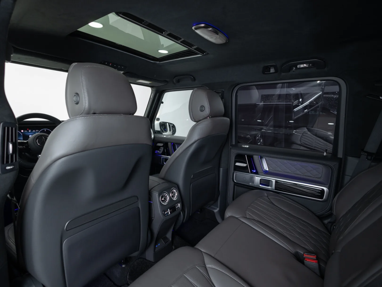Mercedes-Benz G-Класс G 450 d AMG Line III (W465) Рестайлинг, 2024 — экстерьер, фото 28