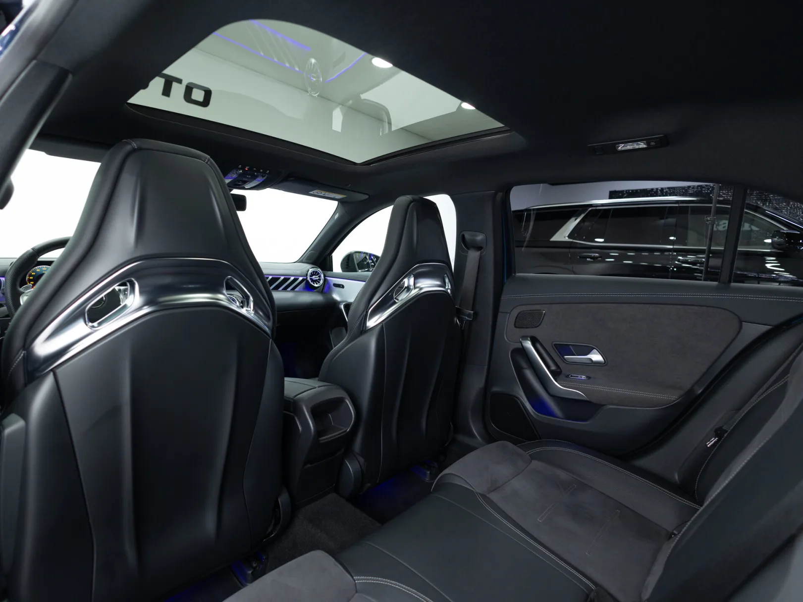 Mercedes-Benz A-Класс AMG A 35 4MATIC Особая Серия II (W177), 2019 — экстерьер, фото 28
