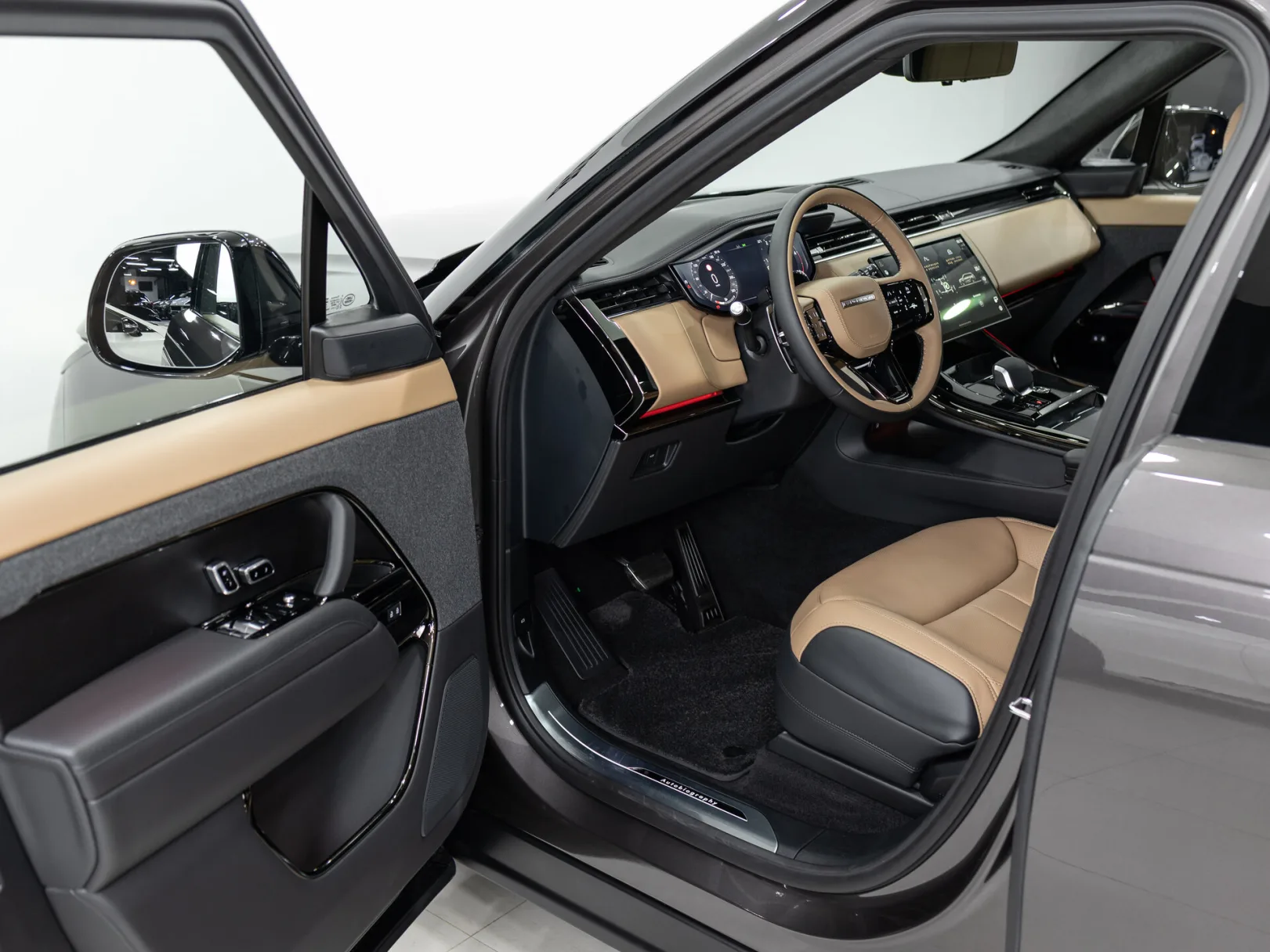 Land Rover Range Rover Sport Autobiography III, 2026 — экстерьер, фото 7