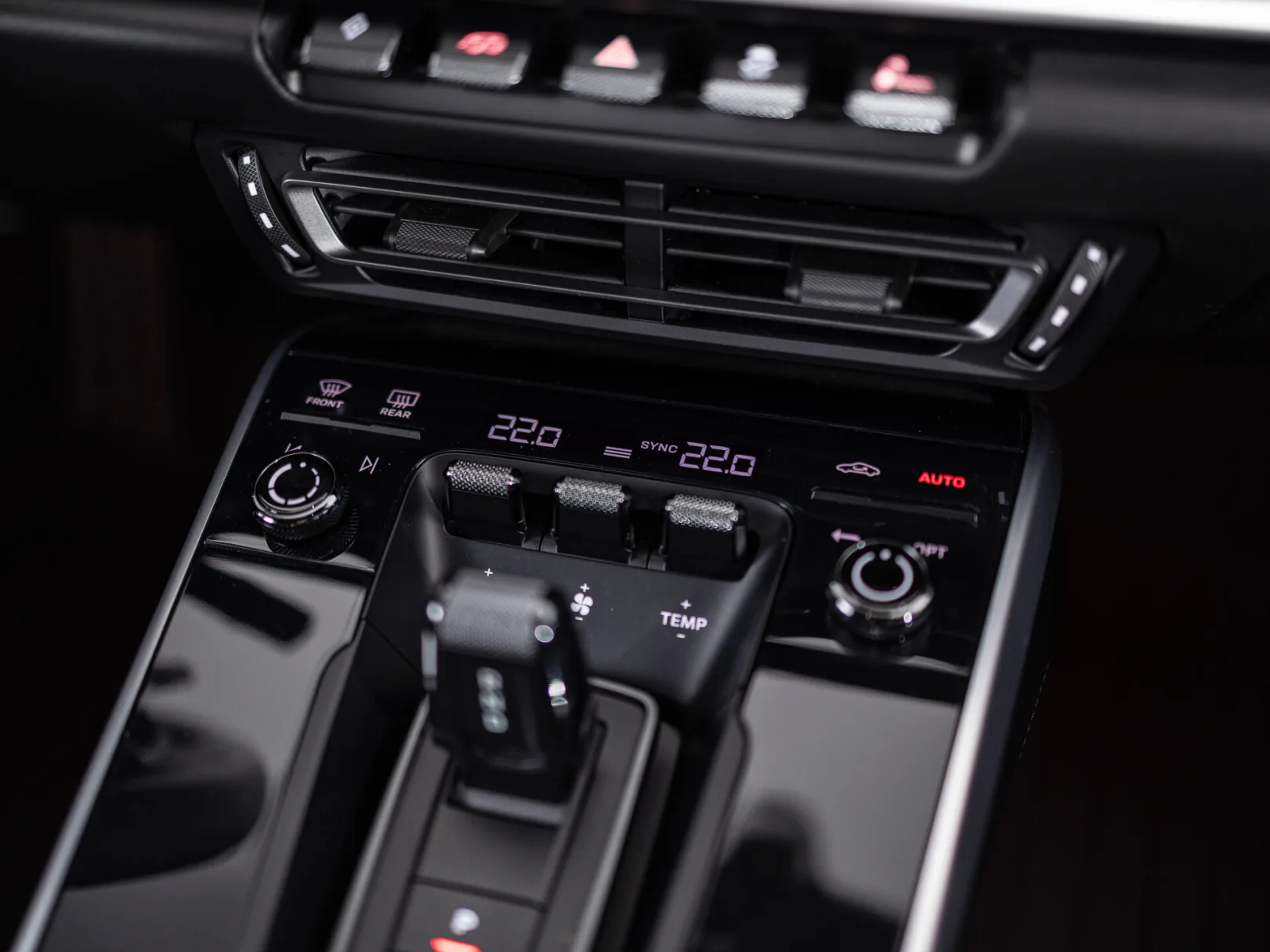 Porsche 911 Carrera 4S VIII (992), 2020 — экстерьер, фото 23