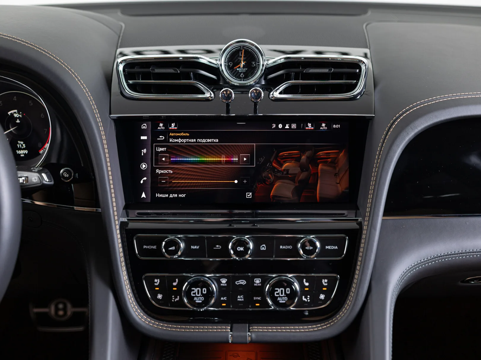 Bentley Bentayga Individual I Рестайлинг, 2022 — экстерьер, фото 18