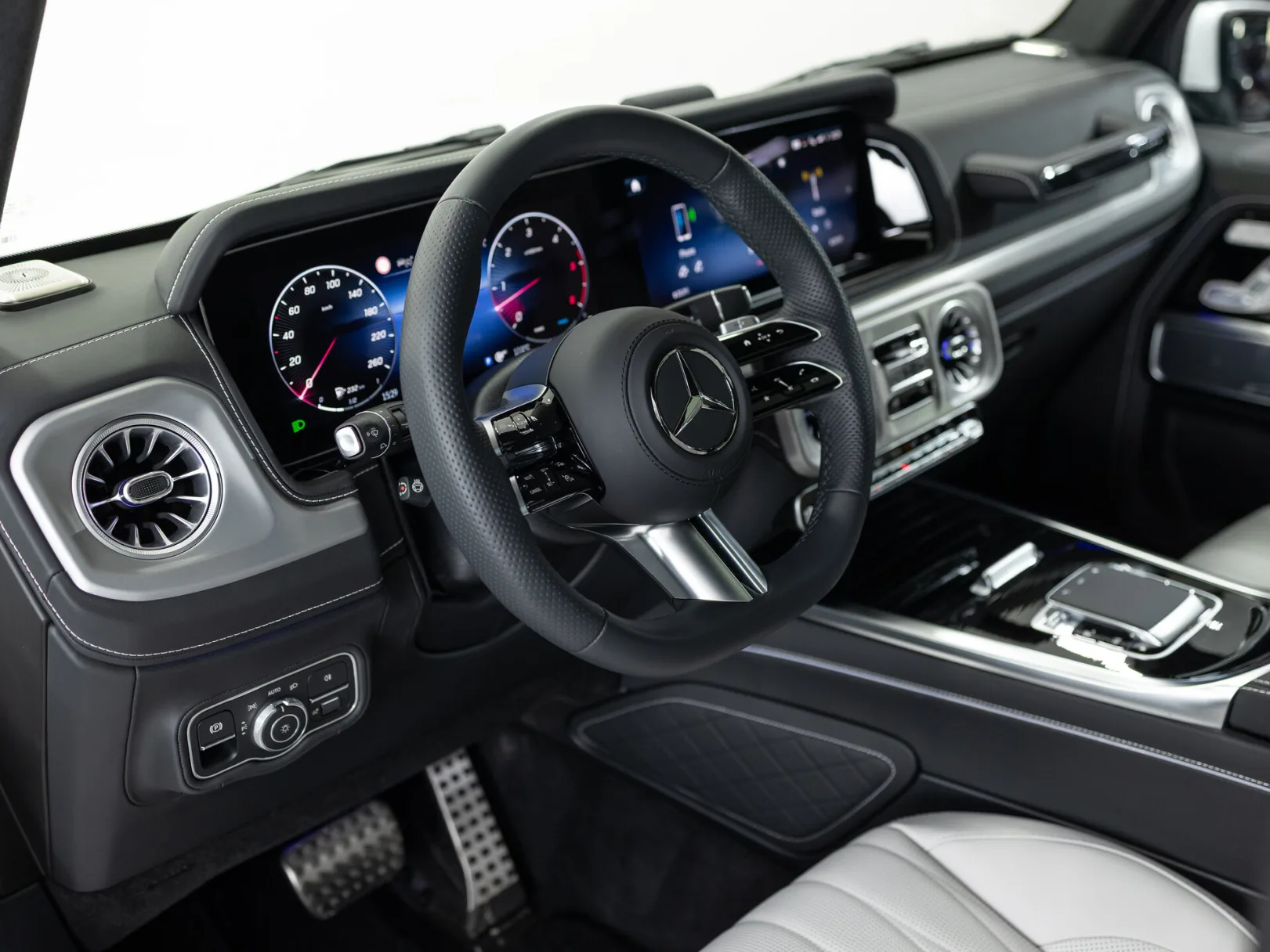 Mercedes-Benz G-Класс G 450 d AMG Line III (W465) Рестайлинг, 2024 — экстерьер, фото 10