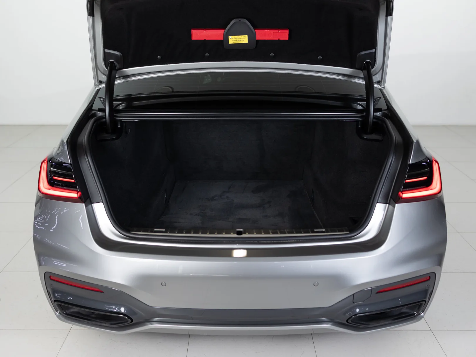 BMW 7 серии VI (G11/G12) Рестайлинг, 2020 — экстерьер, фото 29
