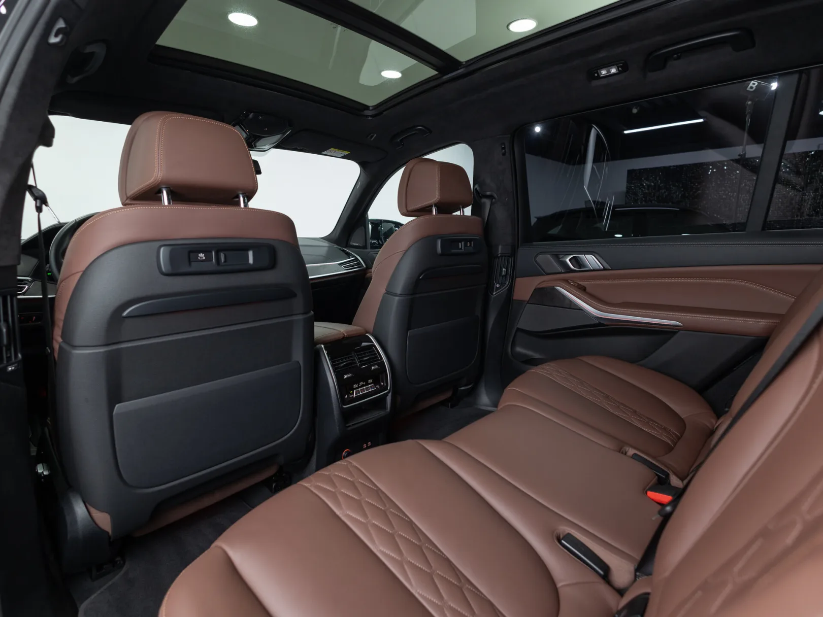 BMW X7 xDrive30d M Sport Pro I (G07), 2022 — экстерьер, фото 25