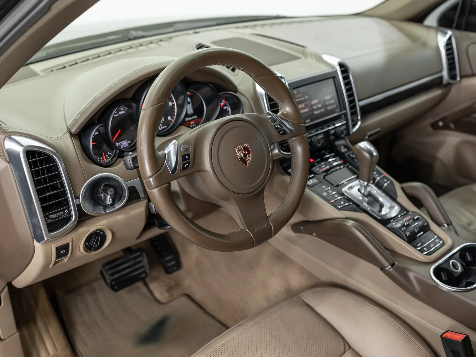 Porsche Cayenne II (958), 2011 — экстерьер, фото 9