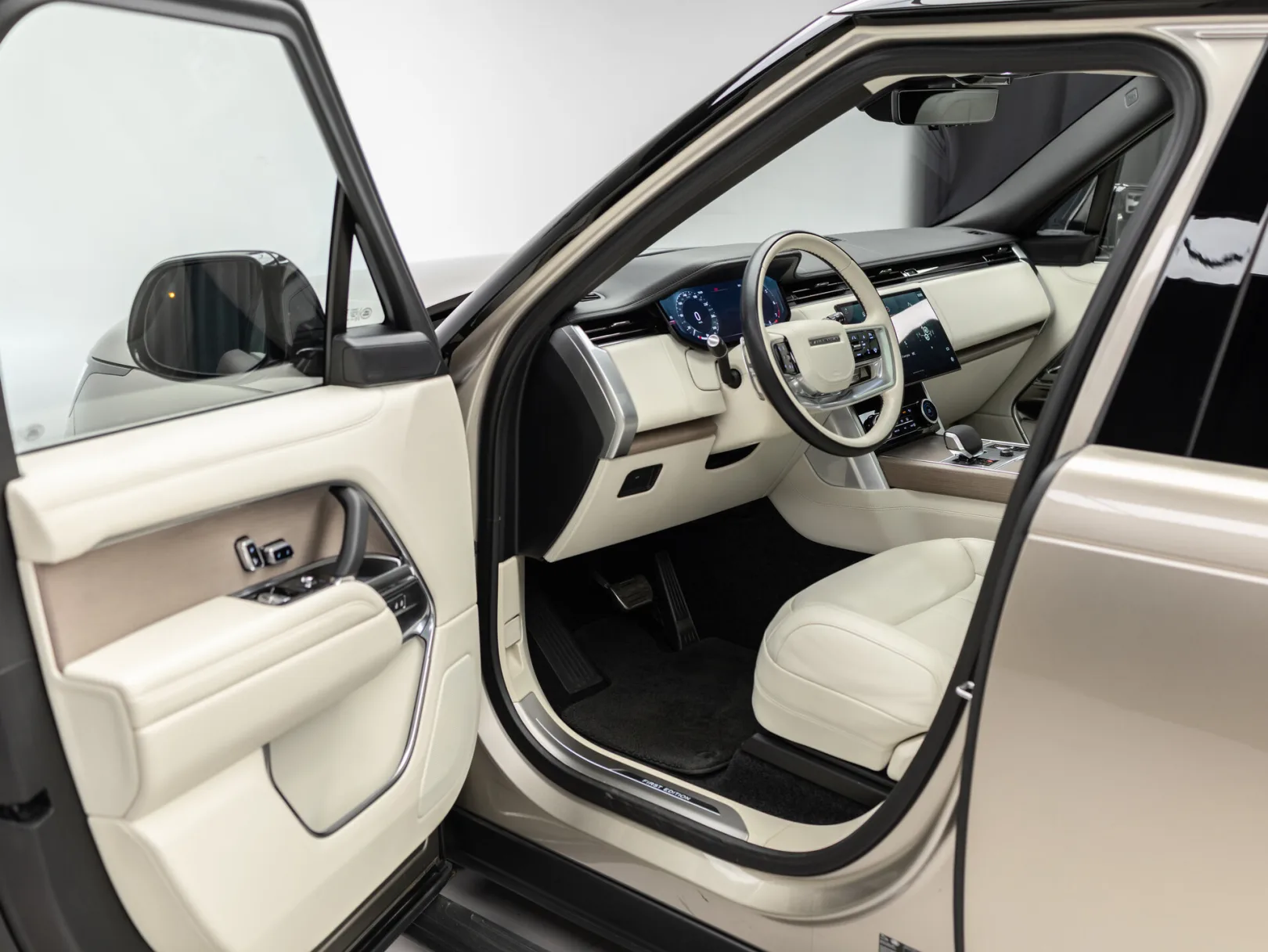 Land Rover Range Rover First Edition V, 2023 — экстерьер, фото 7