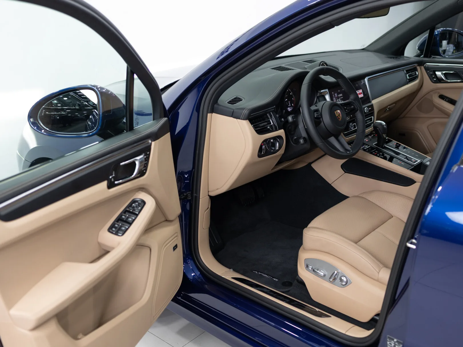 Porsche Macan T I Рестайлинг 2, 2025 — экстерьер, фото 7