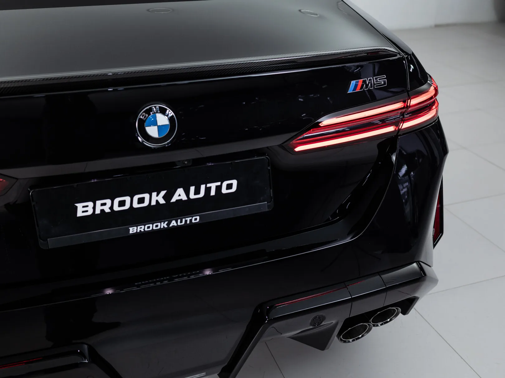 BMW M5 VII (G90), 2025 — экстерьер, фото 35