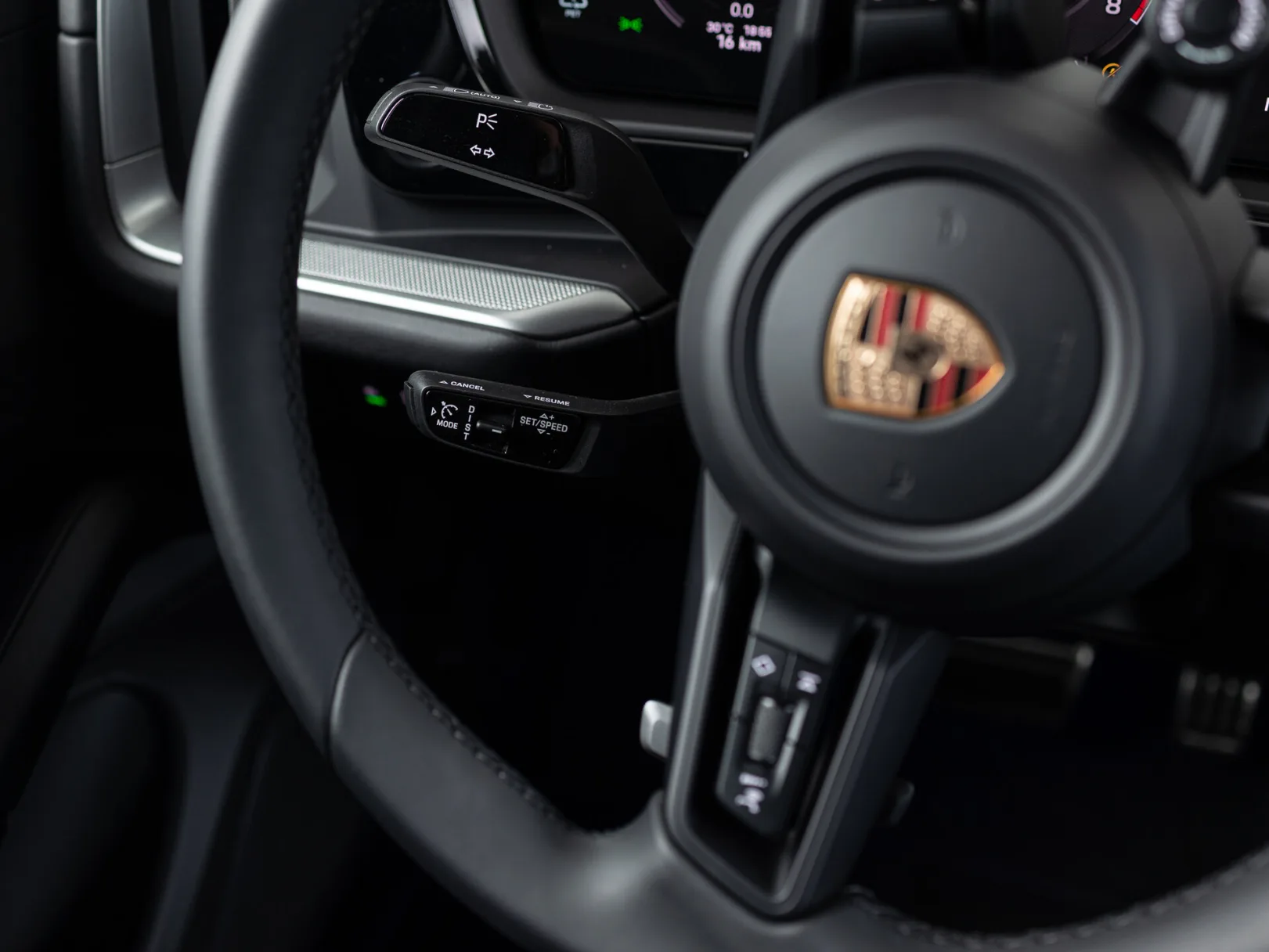 Porsche Cayenne Coupé III Рестайлинг, 2025 — экстерьер, фото 15