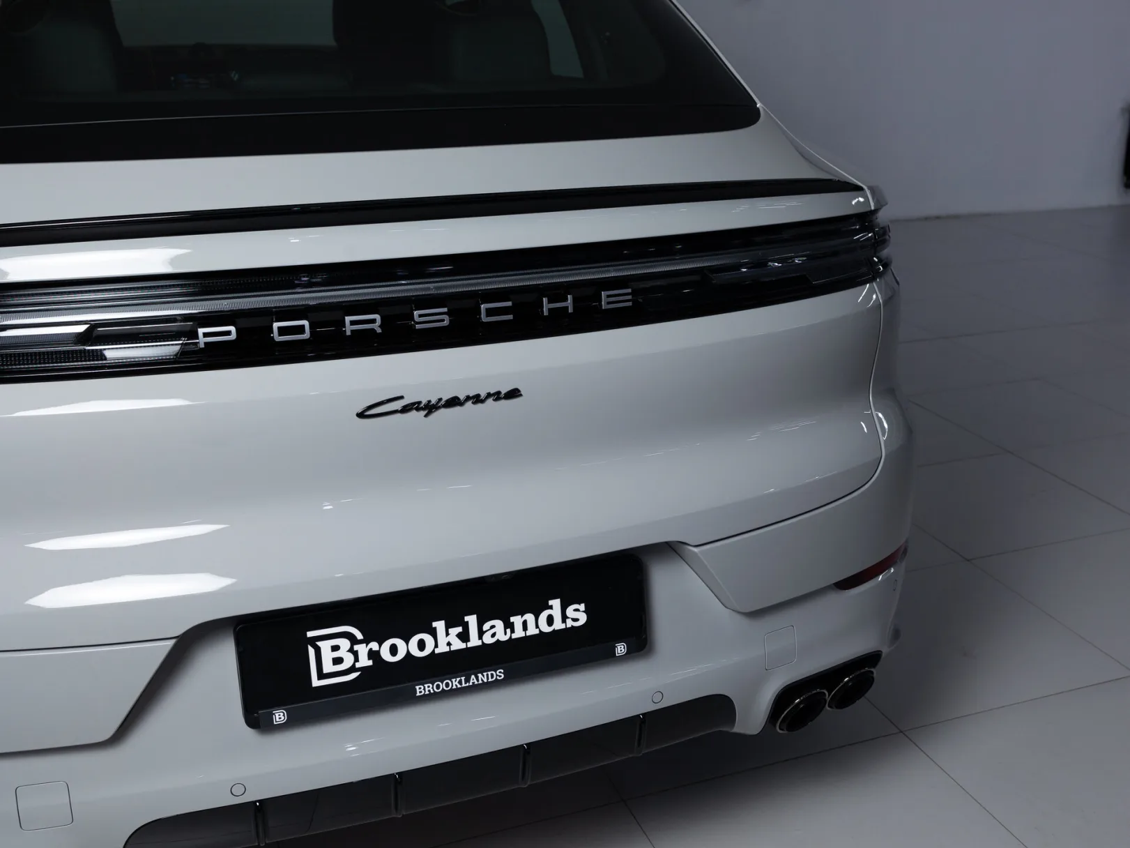 Porsche Cayenne Coupé III Рестайлинг, 2024 — экстерьер, фото 26