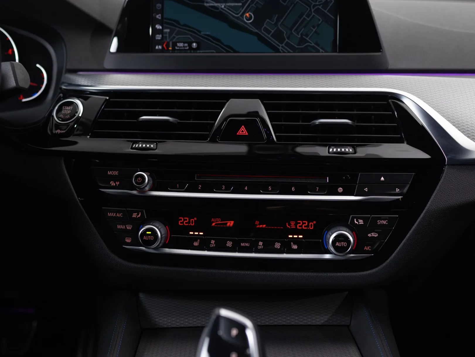 BMW 5 серии 520d xDrive M Sport VII (G30/G31/G38), 2019 — экстерьер, фото 17