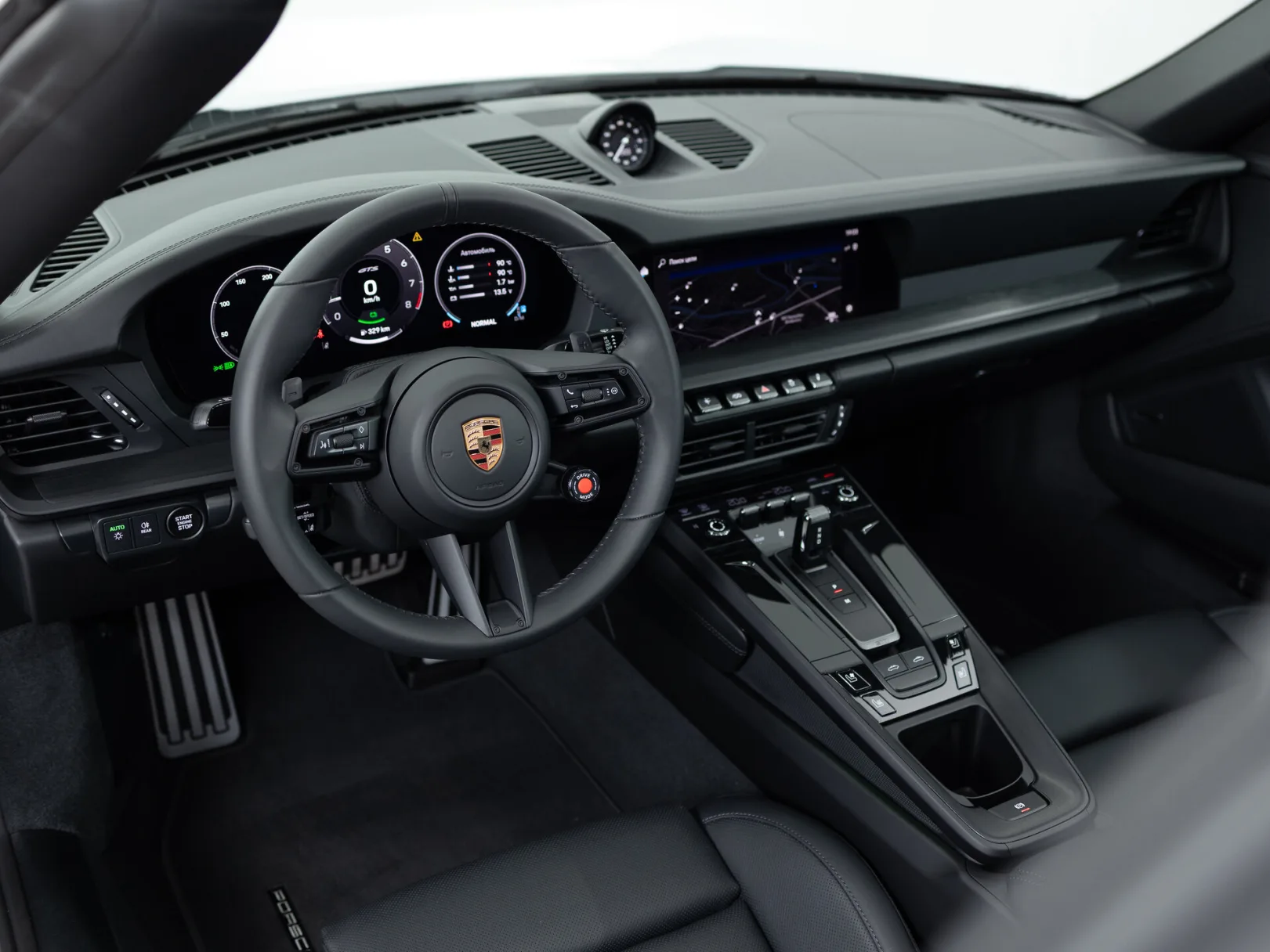 Porsche 911 Targa 4 GTS VIII (992) Рестайлинг, 2025 — экстерьер, фото 14