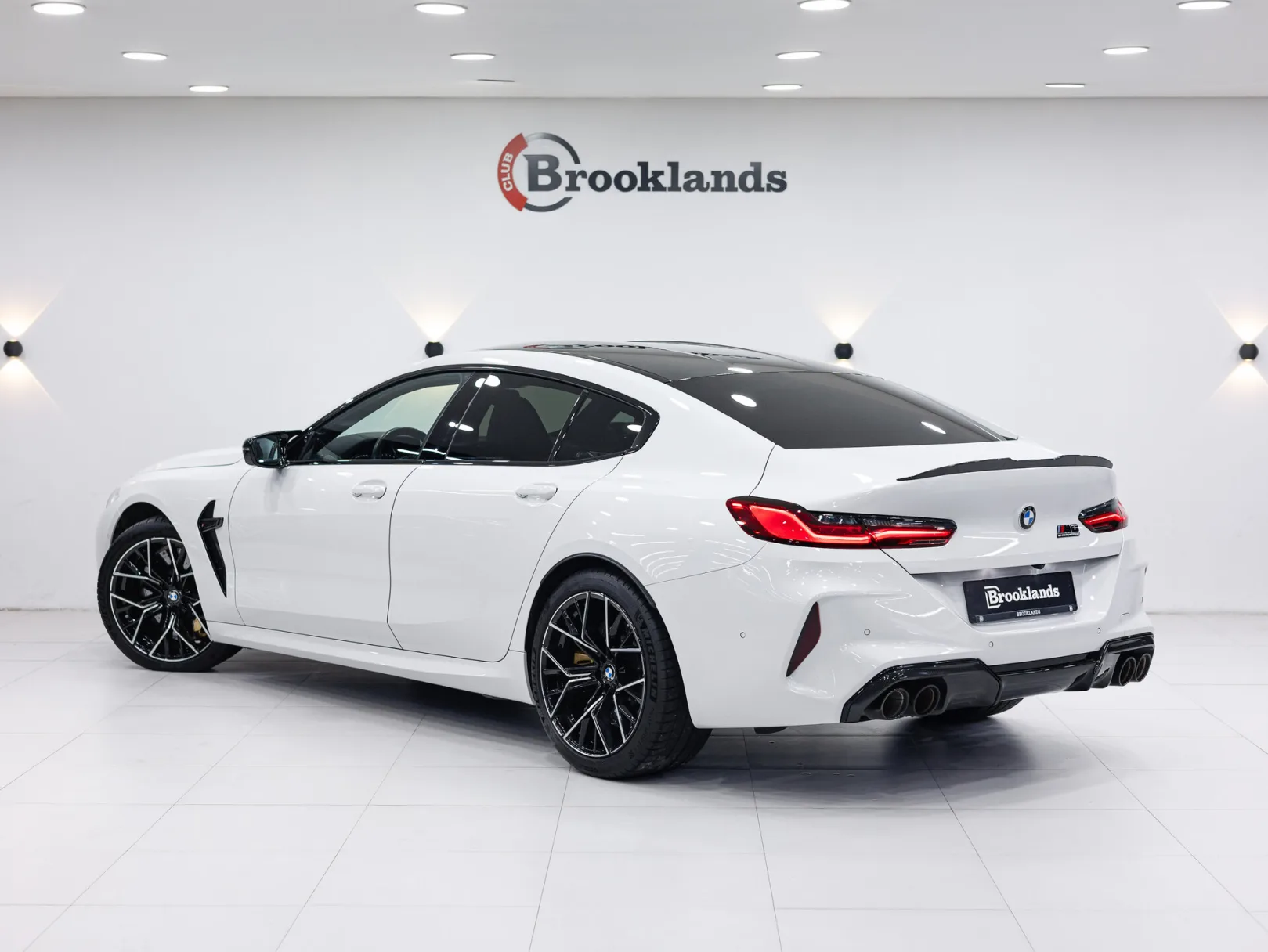 BMW M8 М8 Competition I (F91/F92/F93), 2021 — экстерьер, фото 6