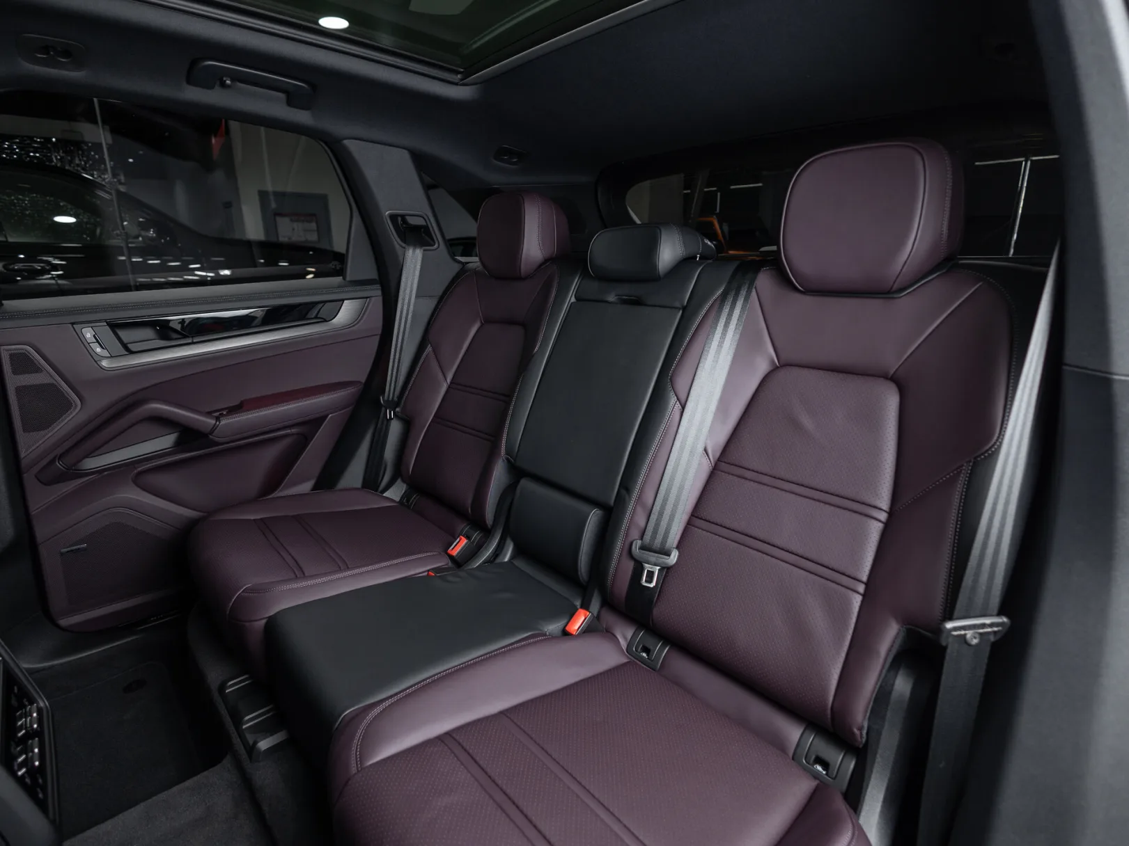 Porsche Cayenne Базовая III Рестайлинг, 2026 — экстерьер, фото 30