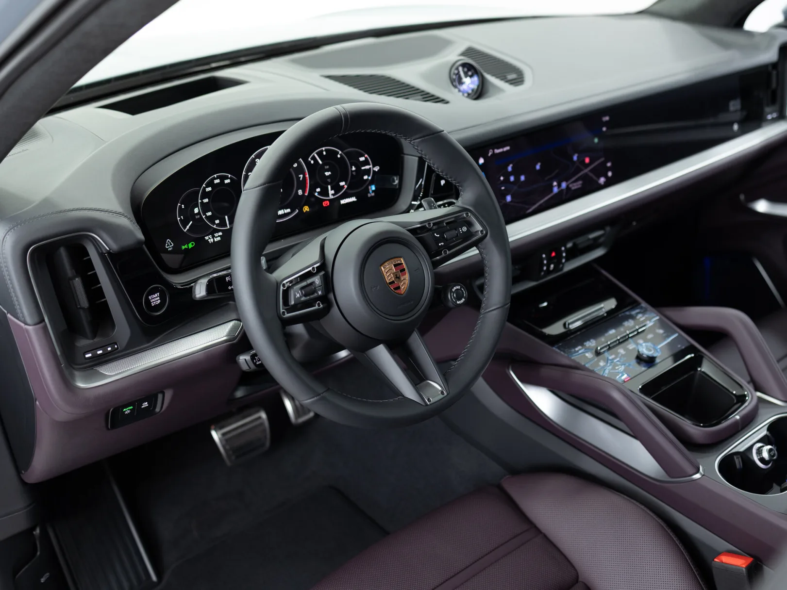 Porsche Cayenne GTS III Рестайлинг, 2025 — экстерьер, фото 10