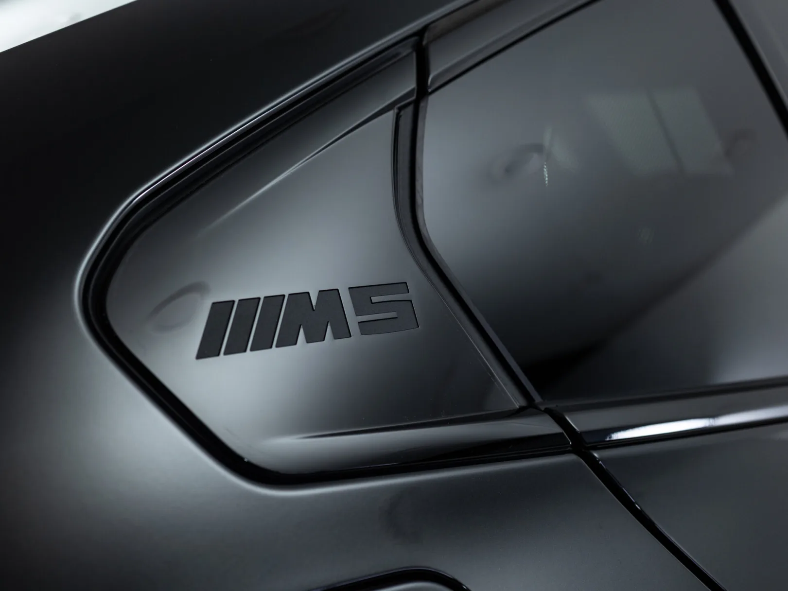 BMW M5 VII (G90), 2025 — экстерьер, фото 31