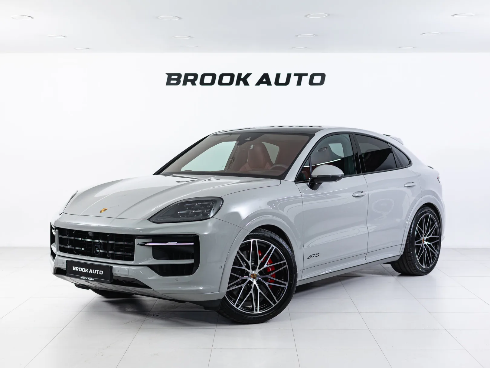 Porsche Cayenne GTS Coupé III Рестайлинг, 2025 — экстерьер, фото 1