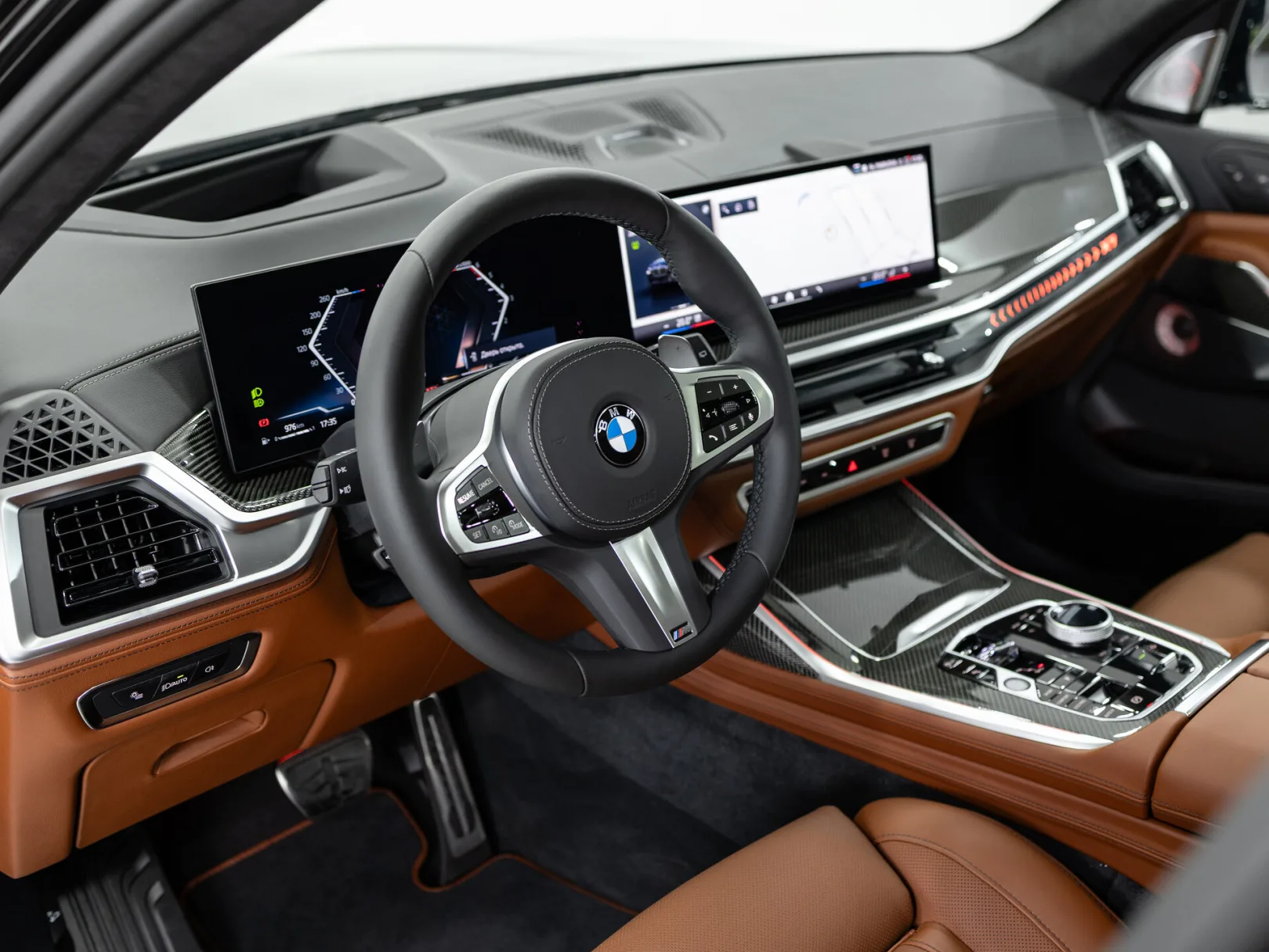 BMW X7 xDrive40d M Sport Pro I (G07) Рестайлинг, 2026 — экстерьер, фото 10