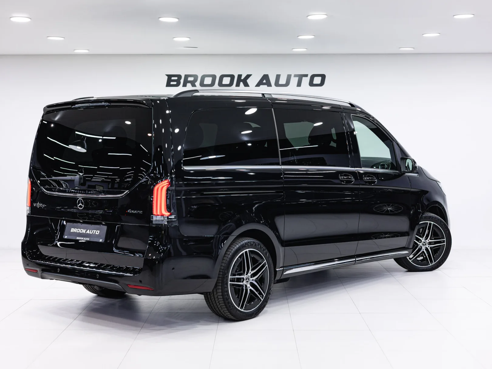 Mercedes-Benz V-Класс Avantgarde III (W447) Рестайлинг 2, 2024 — экстерьер, фото 4