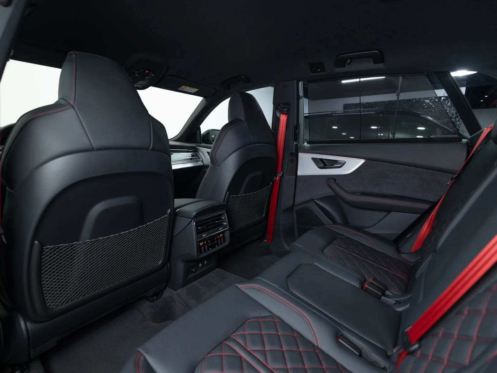 Audi Q8 55 TFSI I (4M) Рестайлинг, 2024 — экстерьер, фото 23