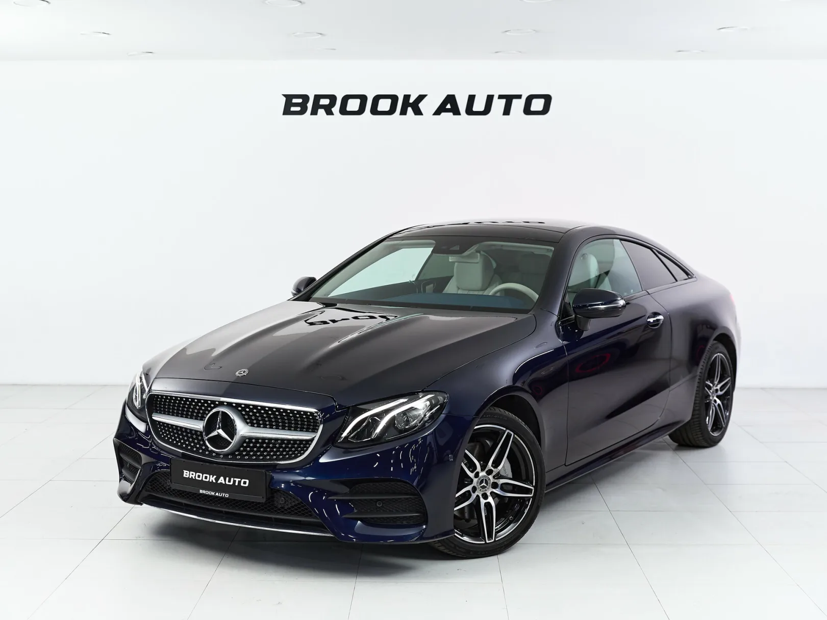 Mercedes-Benz E-Класс E 200 4MATIC Sport V (W213, S213, C238), 2019 — экстерьер, фото 1