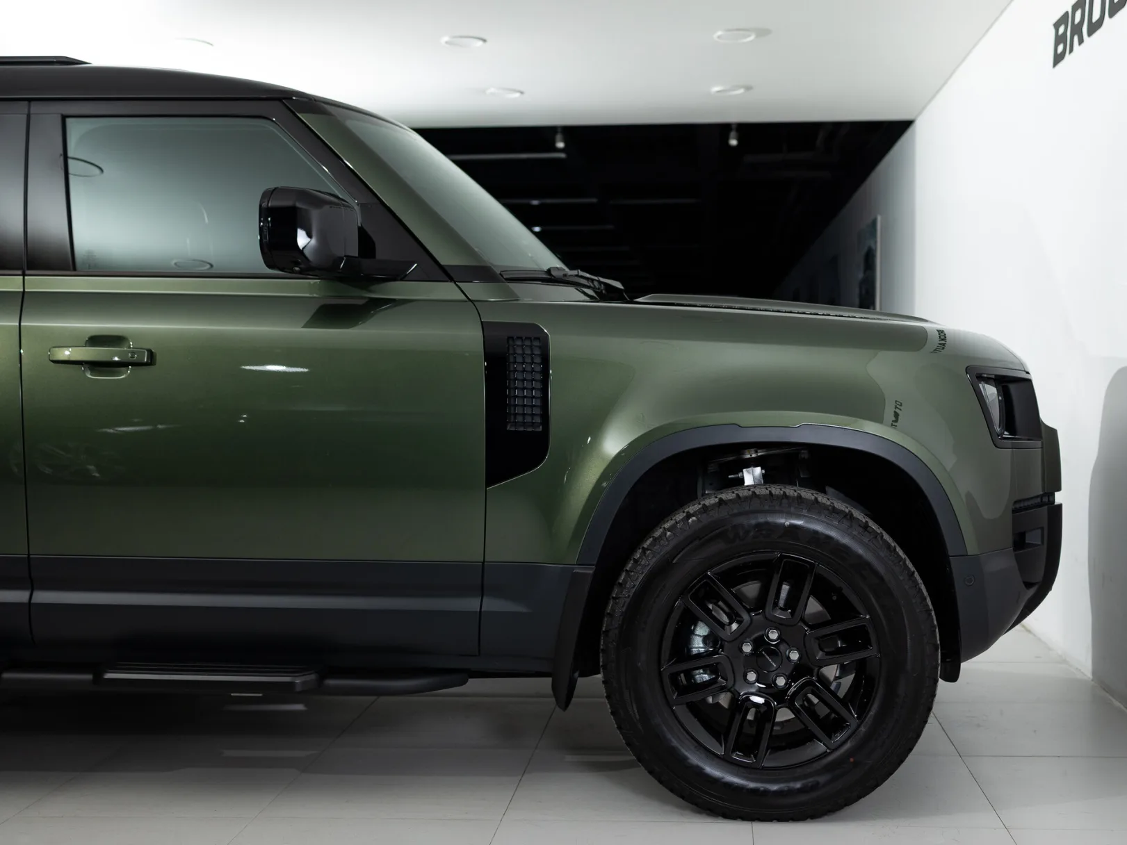Land Rover Defender S II, 2025 — экстерьер, фото 38