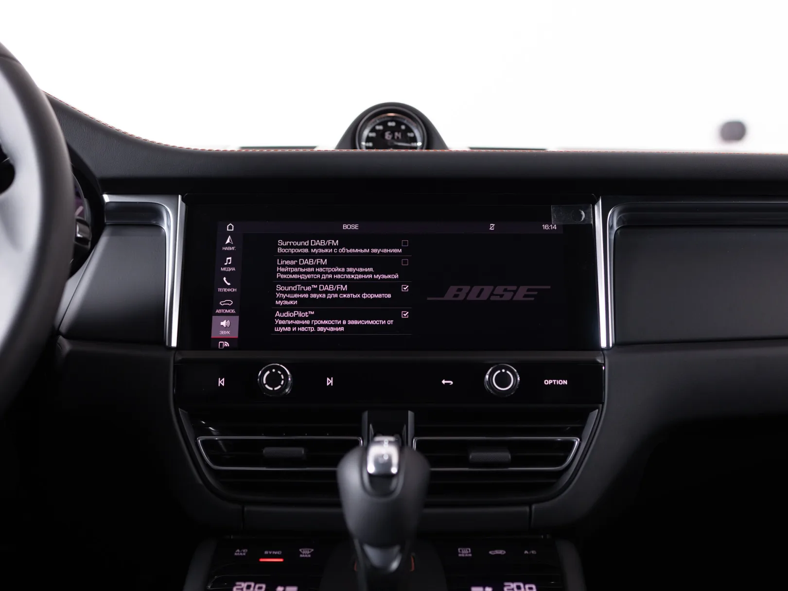 Porsche Macan Базовая I Рестайлинг 2, 2024 — экстерьер, фото 18