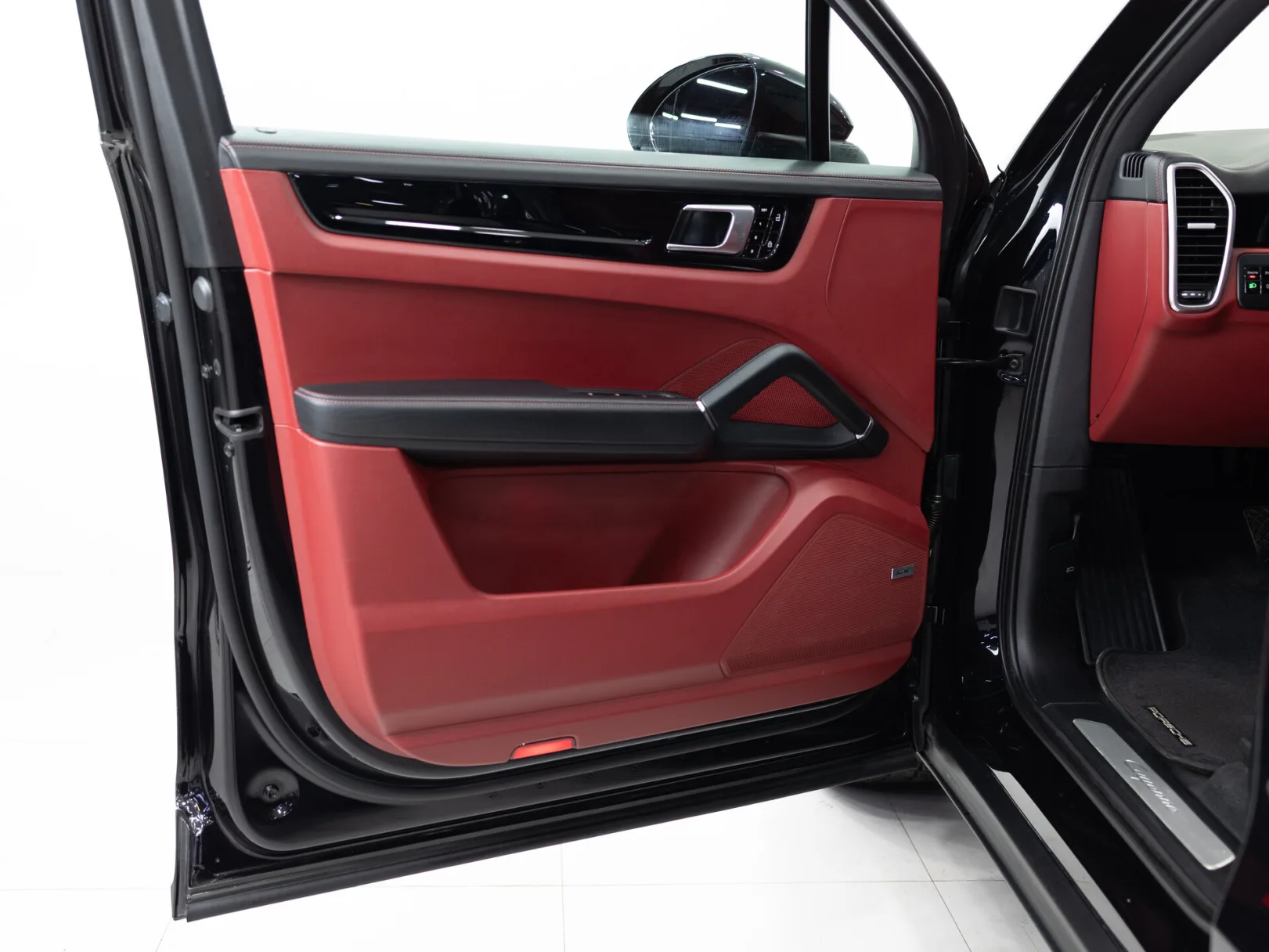 Porsche Cayenne Базовая III, 2020 — экстерьер, фото 8