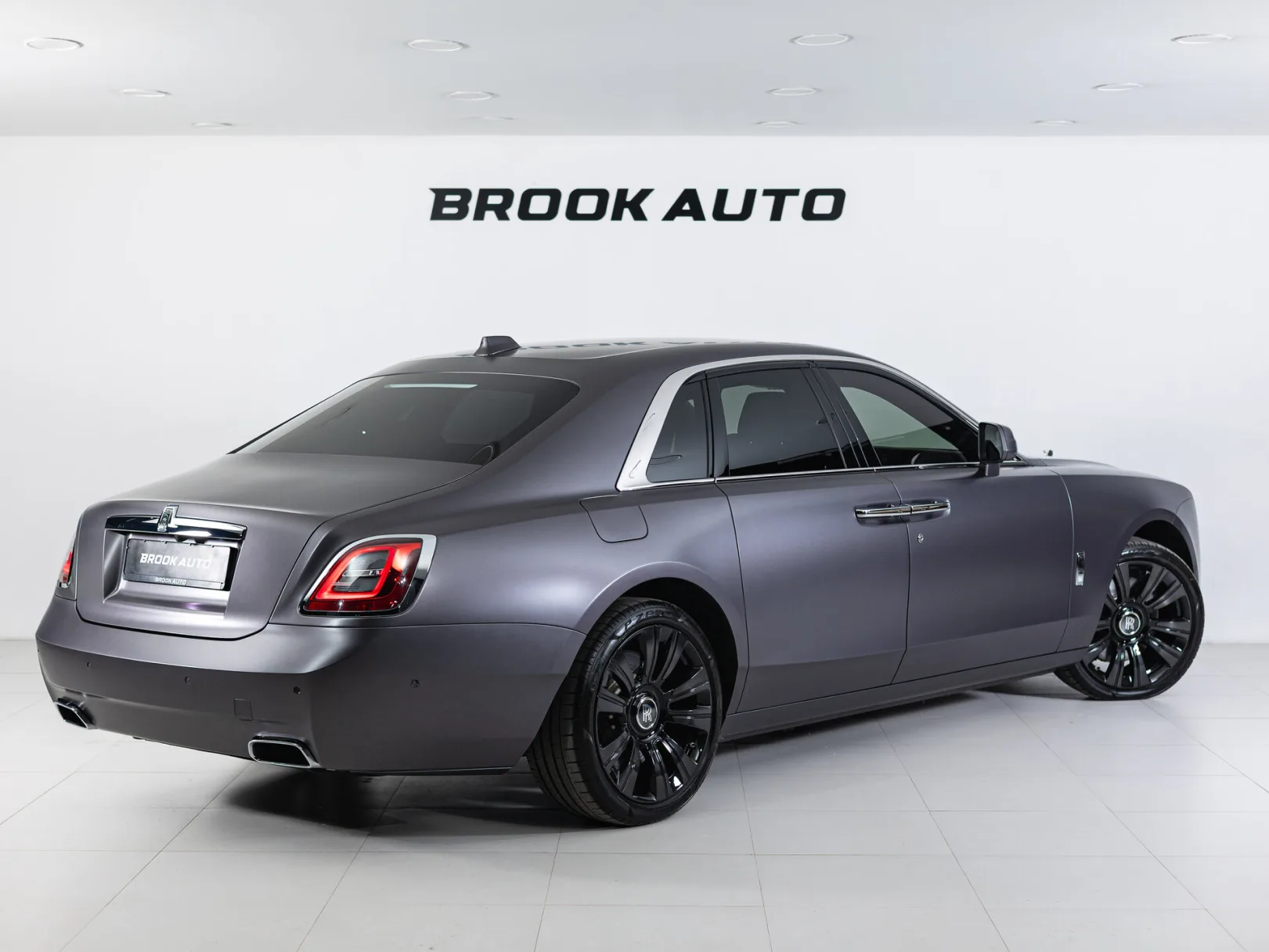 Rolls-Royce Ghost Individual II (Series I), 2021 — экстерьер, фото 6