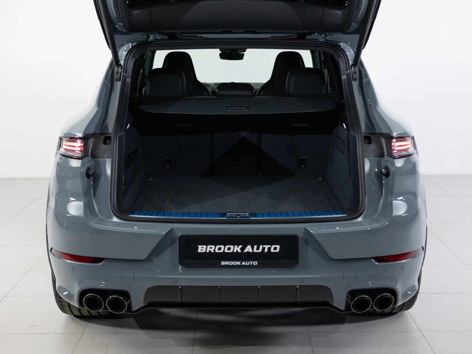 Porsche Cayenne Базовая III Рестайлинг, 2026 — экстерьер, фото 33