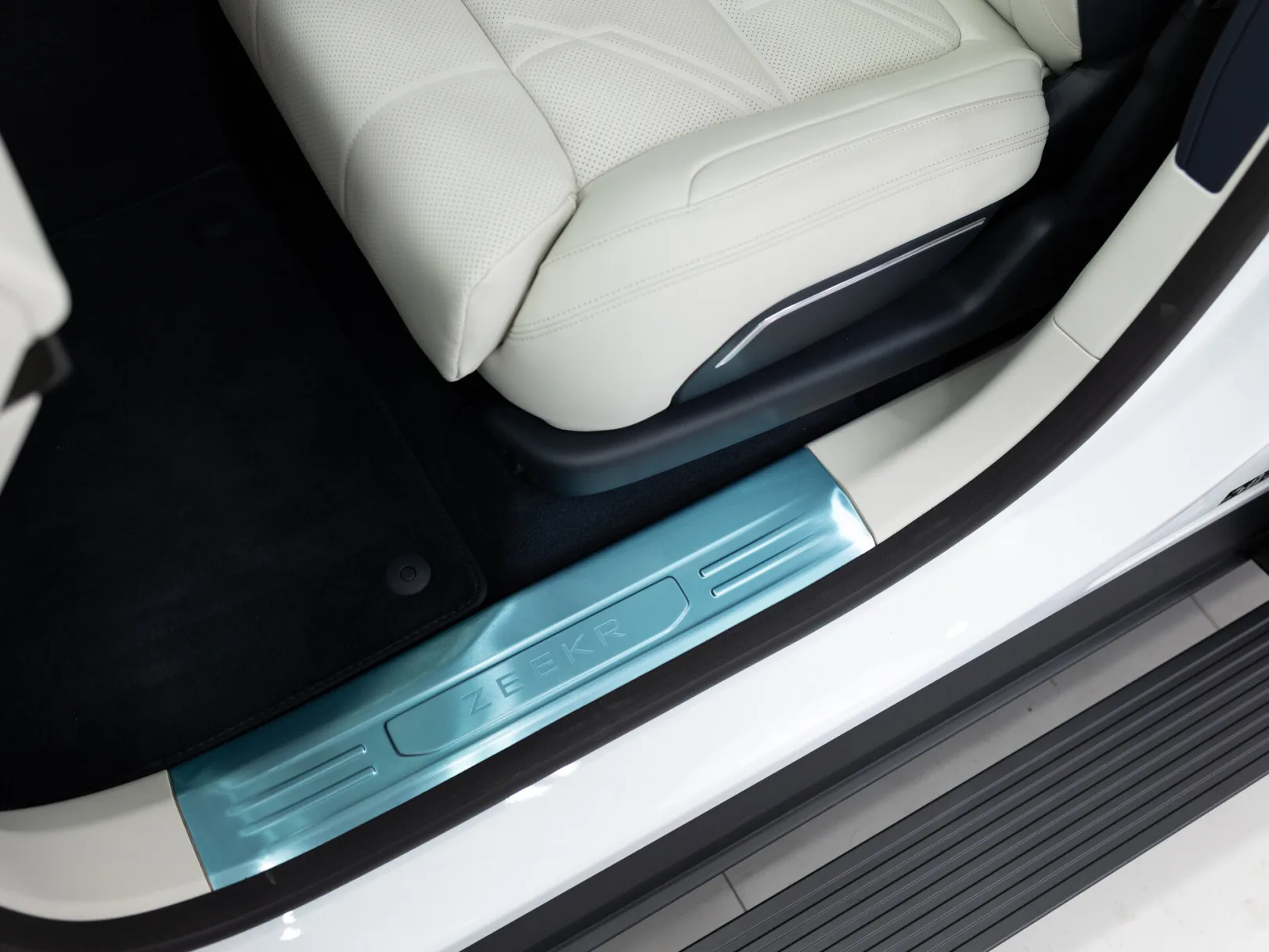 Zeekr 9X Ultra (6 seats) I, 2025 — экстерьер, фото 12