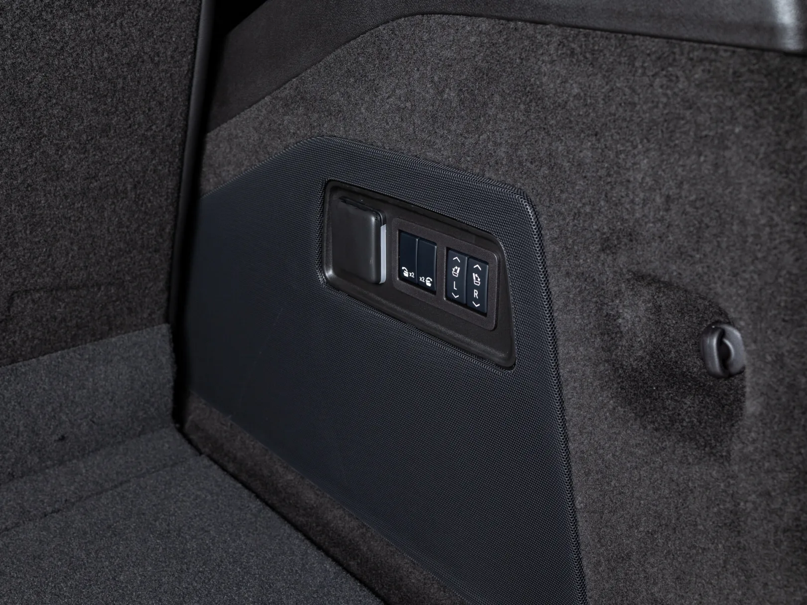 Cadillac Escalade Sport Platinum V, 2024 — экстерьер, фото 42