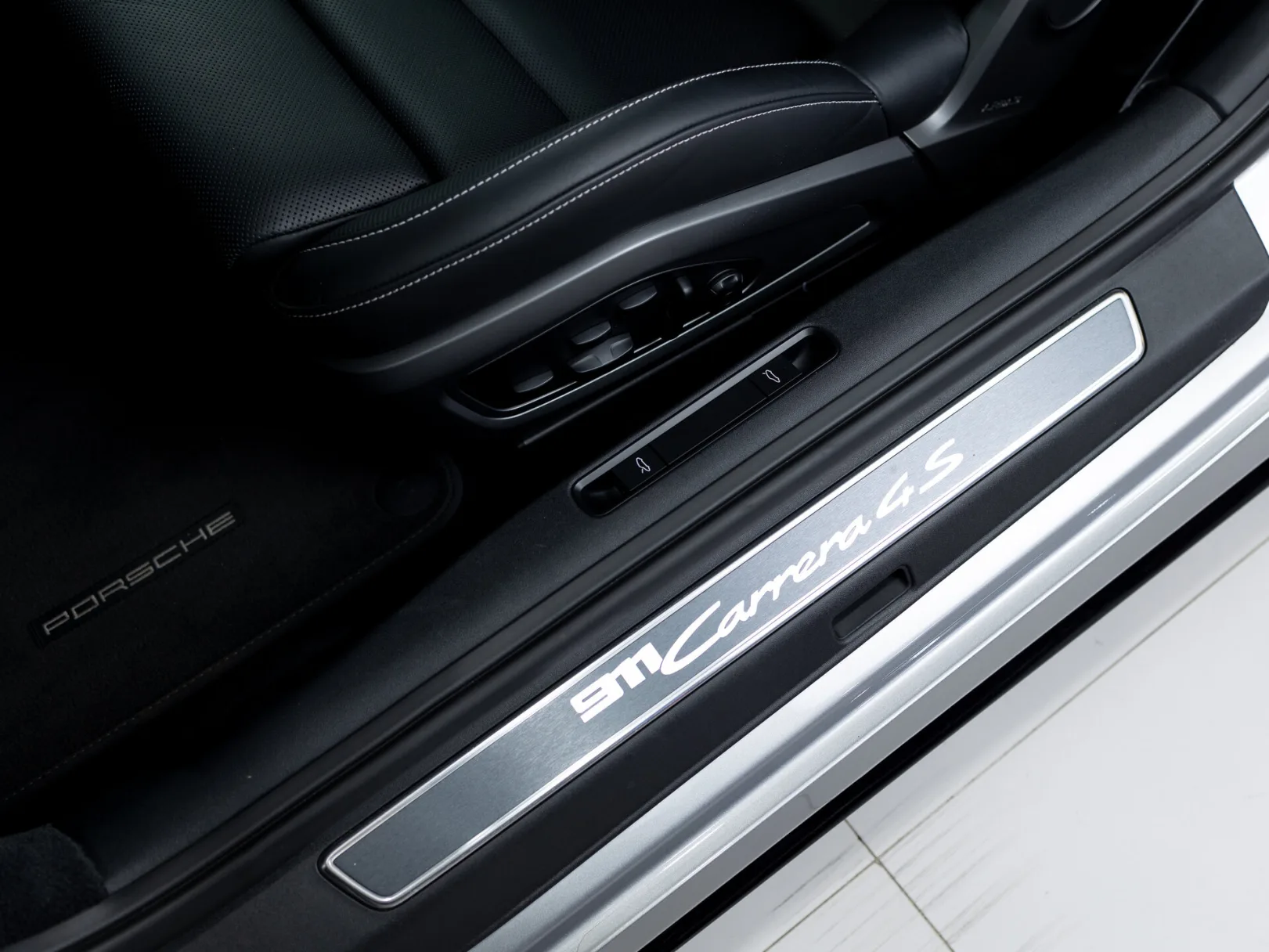 Porsche 911 Carrera 4S VIII (992), 2021 — экстерьер, фото 12
