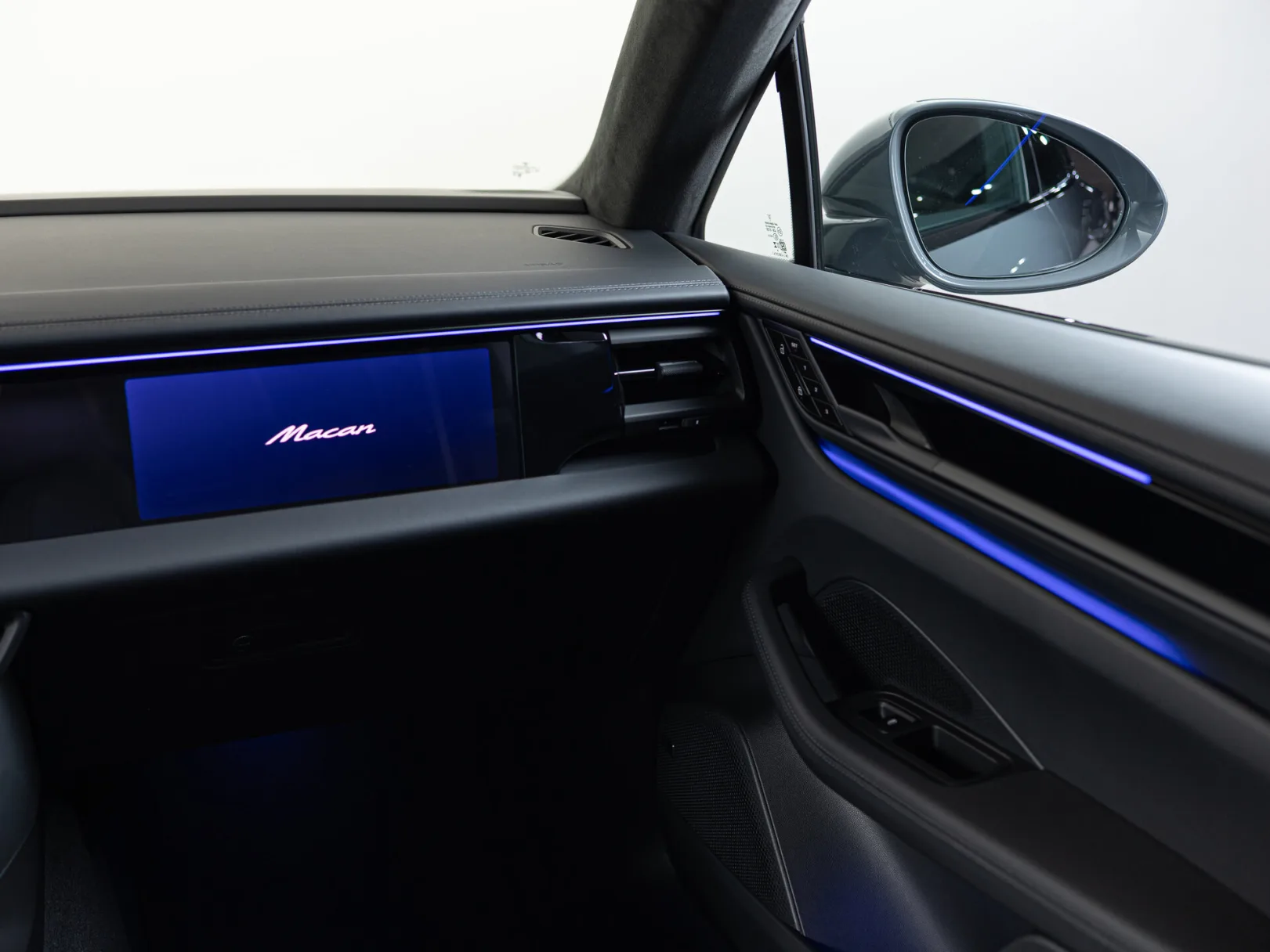Porsche Macan 4S Electric II, 2025 — экстерьер, фото 21