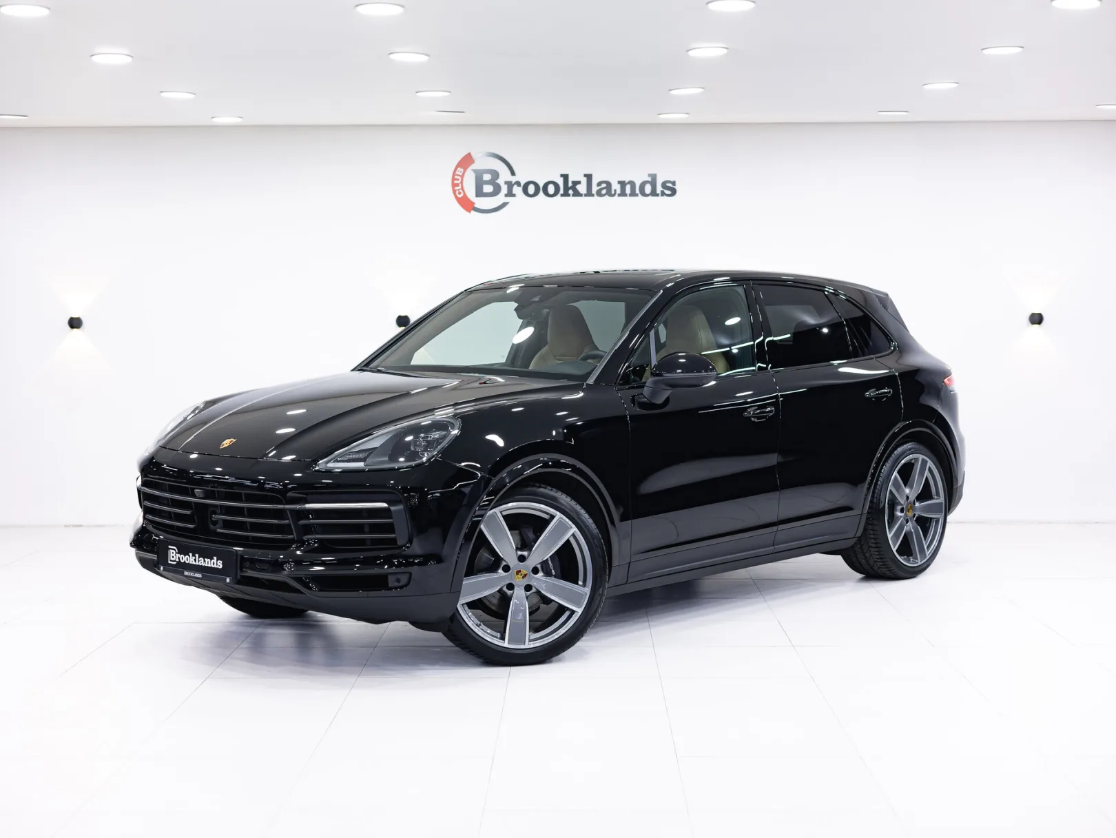 Porsche Cayenne Platinum Edition III, 2023 — экстерьер, фото 1