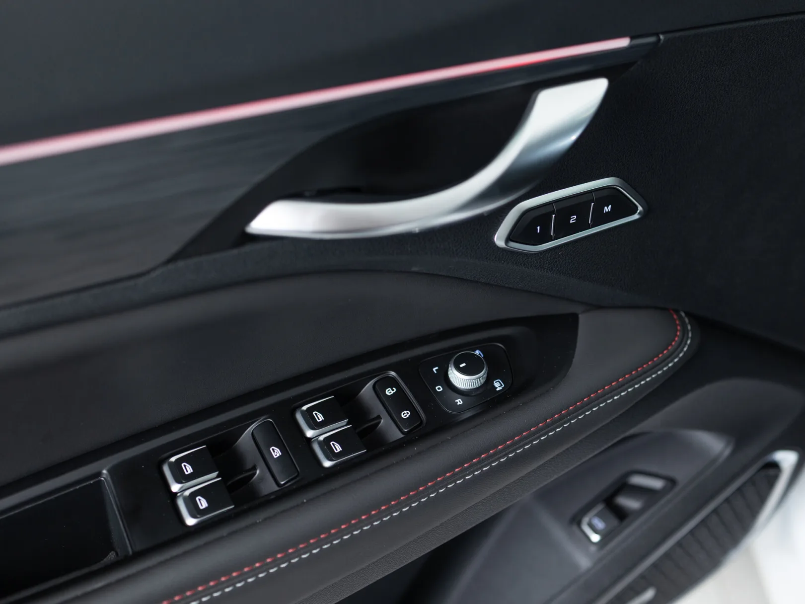 Geely Tugella I Рестайлинг, 2023 — экстерьер, фото 12