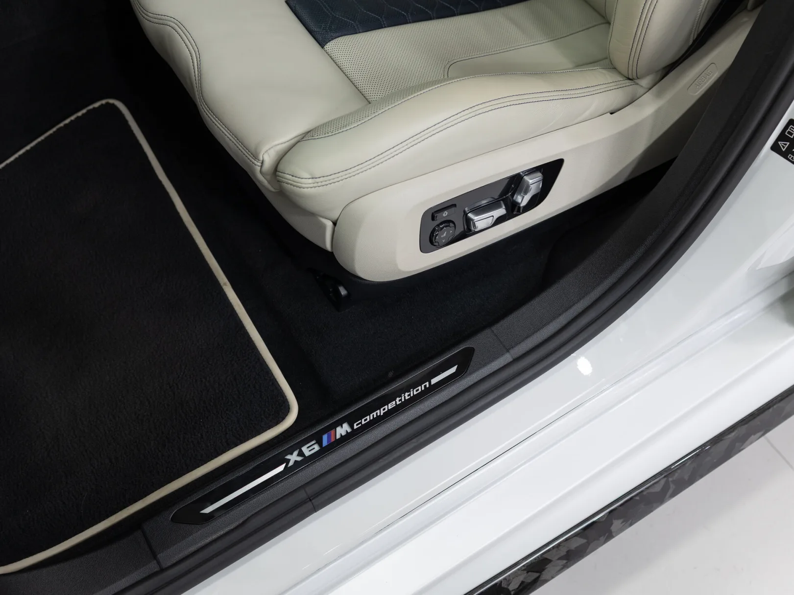 BMW X6 M Competition III (F96), 2020 — экстерьер, фото 11