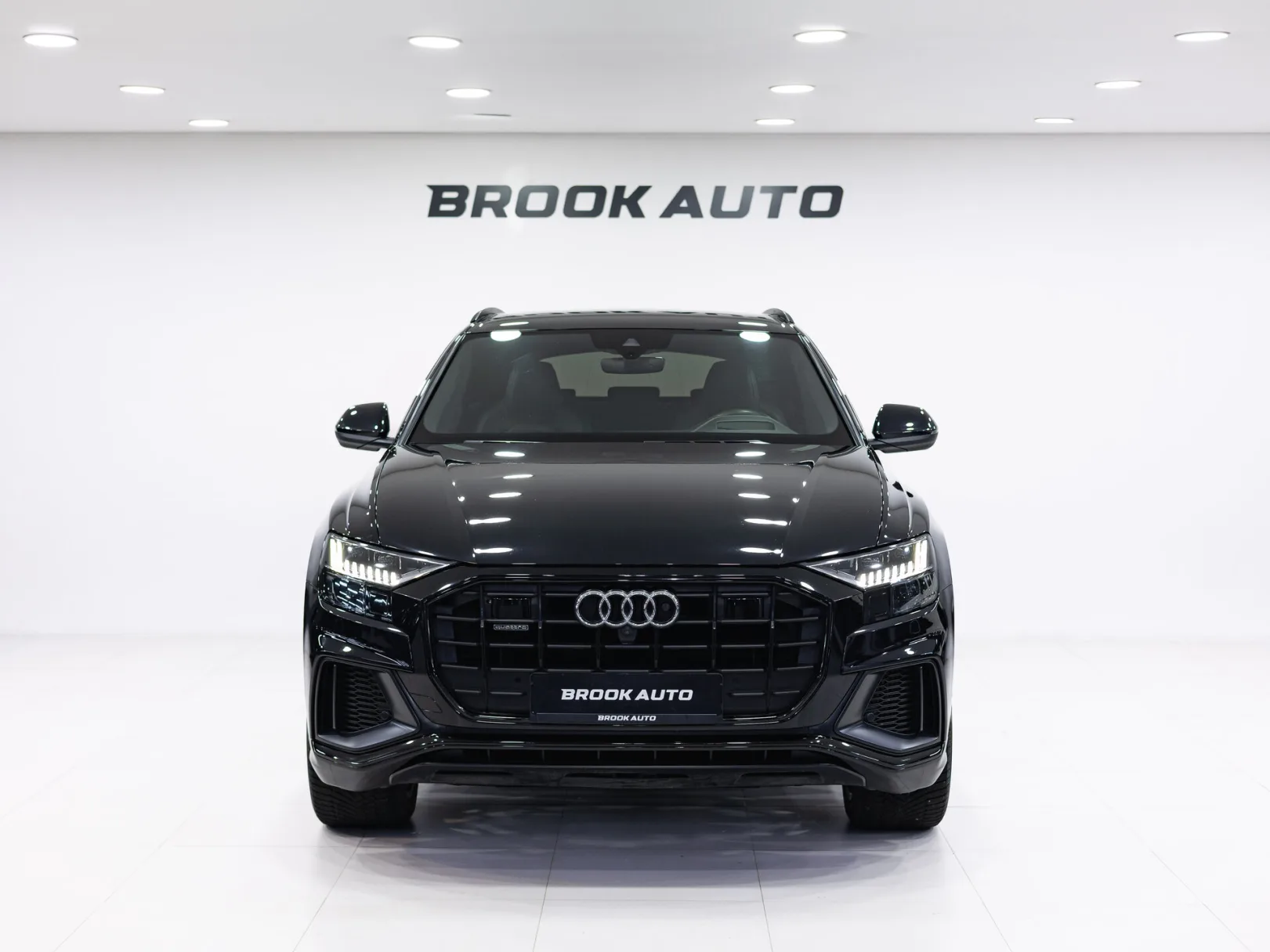 Audi Q8 Sport 55 TFSI I (4M), 2020 — экстерьер, фото 2