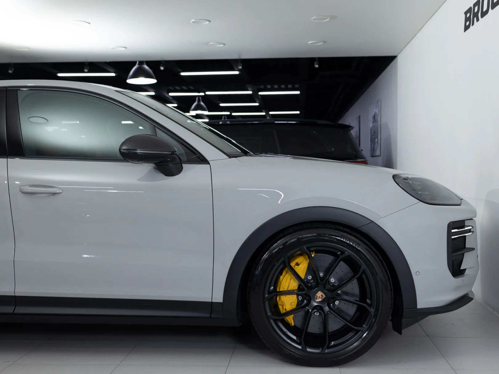 Porsche Cayenne Turbo GT III Рестайлинг, 2025 — экстерьер, фото 36