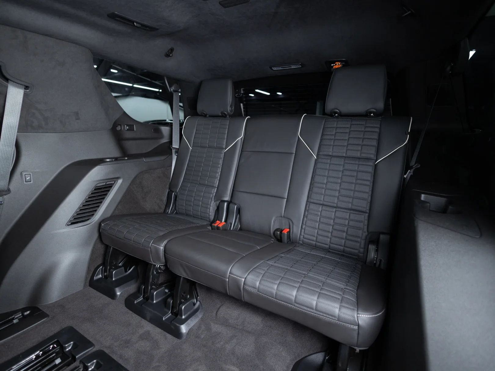 Cadillac Escalade Sport Platinum V, 2024 — экстерьер, фото 39